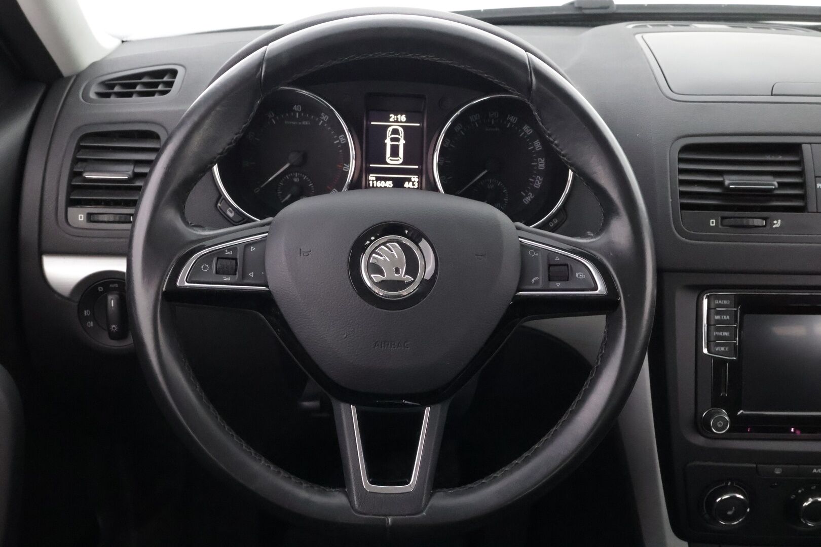 Skoda Yeti 2016 1,2 TSI Ambition DSG Autom. * Suomiauto / Peruutuskamera / Vakkari / Ilmastointi / Jakopää juuri tehty! - Juuri huollettu / Juuri tullut Tampereelle!