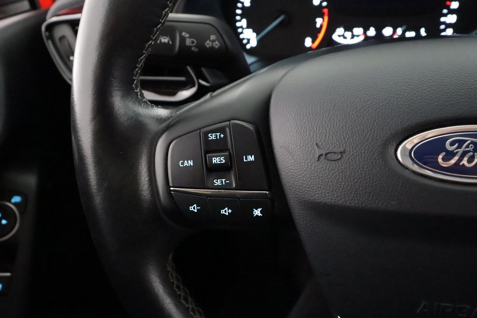 Ford Fiesta 2018 1,1 85hv M5 Trend 5-ovinen -  Vakkari | Bluetooth | Ratinlämmitys | Penkinlämmittimet | Sähköpeilit | Kahdet renkaat | Suomi-auto |
