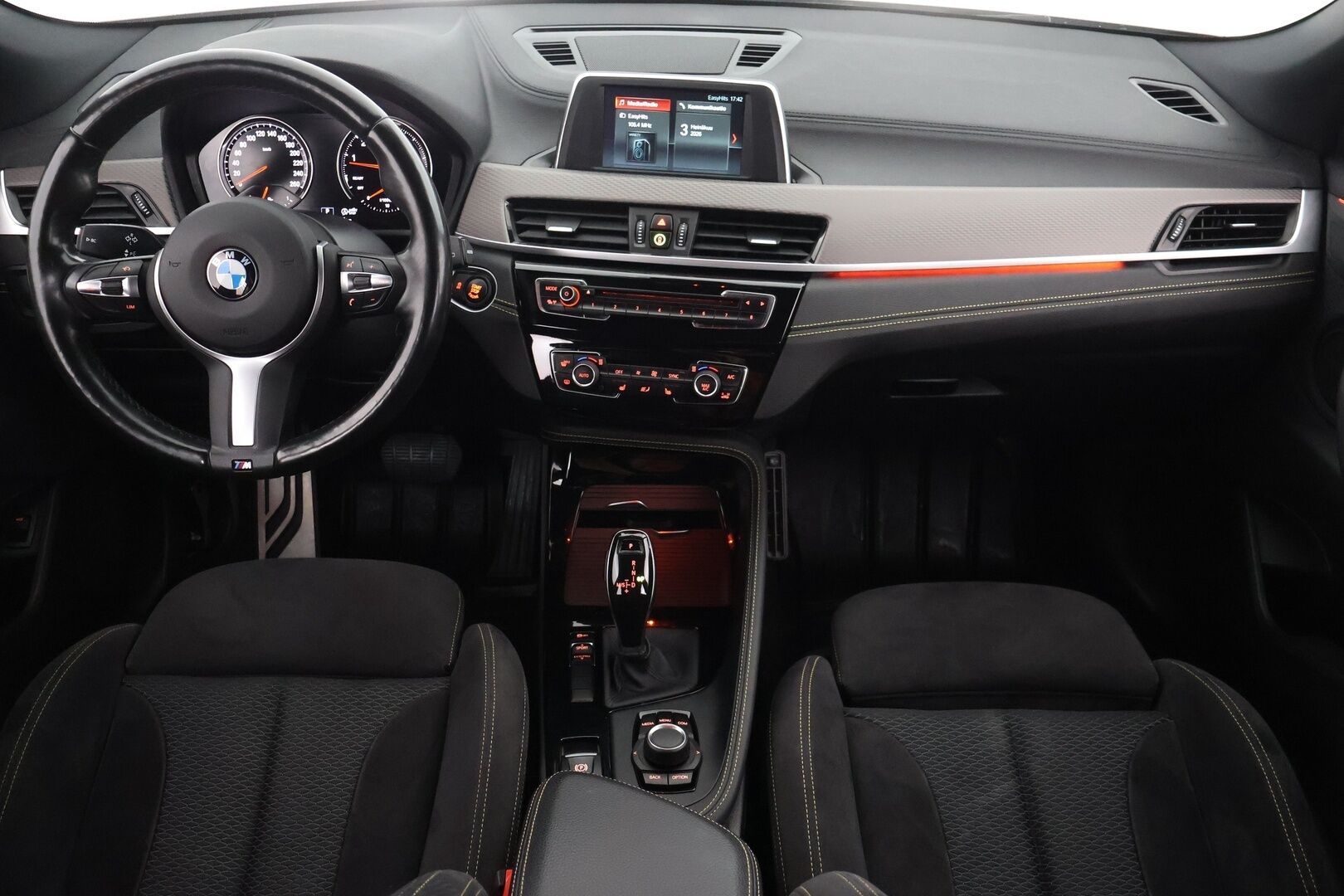 BMW X2 2018 F39 sDrive 20i A Business M sport X - | Muistipenkki | Comfort Access | Shadow Line | P-Tutka | LED | Ambient