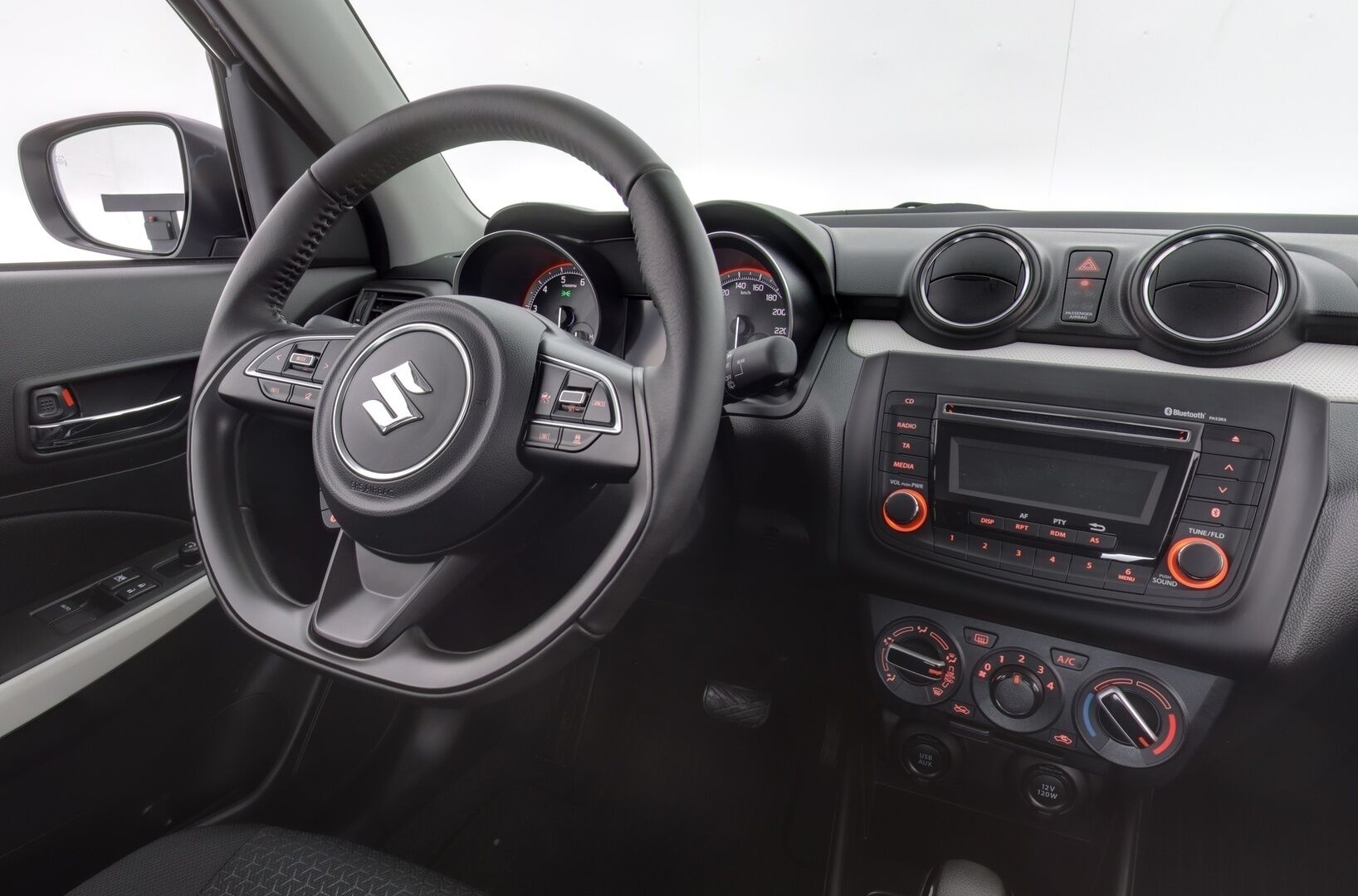 Suzuki Swift 2023 1,2 DUALJET 2WD GL CVT-aut HYBRID - Adapt. Vakkari / LED-valot / Ilmastointi / Bluetooth / Penkinlämmittimet / 2x renkaat / Kauk. Keskuslukitus / Facelift