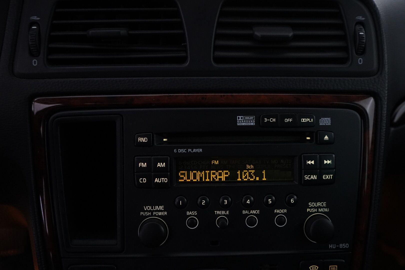 Volvo XC70 2005 2.4D AWD Summum Business * - YritysOutlet - Myydään vain yrityksille * - Koukku / Nahkasisusta / Muistipenkki / Vakkari 