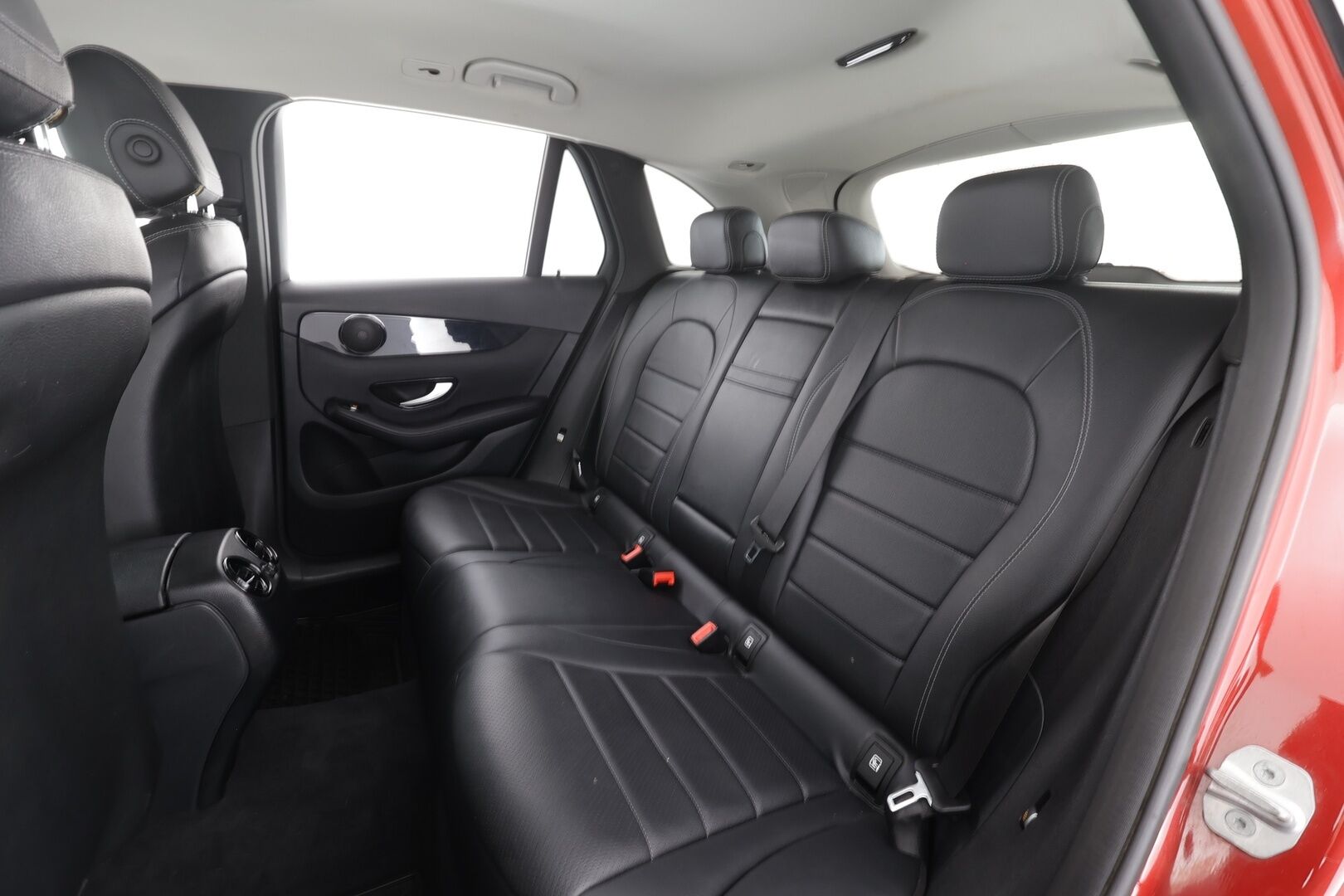 Mercedes-Benz GLC 2018 220 d 4Matic A Premium Business * Distronic / Sportnahat / ILS-LED / P.Kamera / Navi / Bluetooth * - Webasto / Koukku / Suomi-auto / Kahdet renkaat