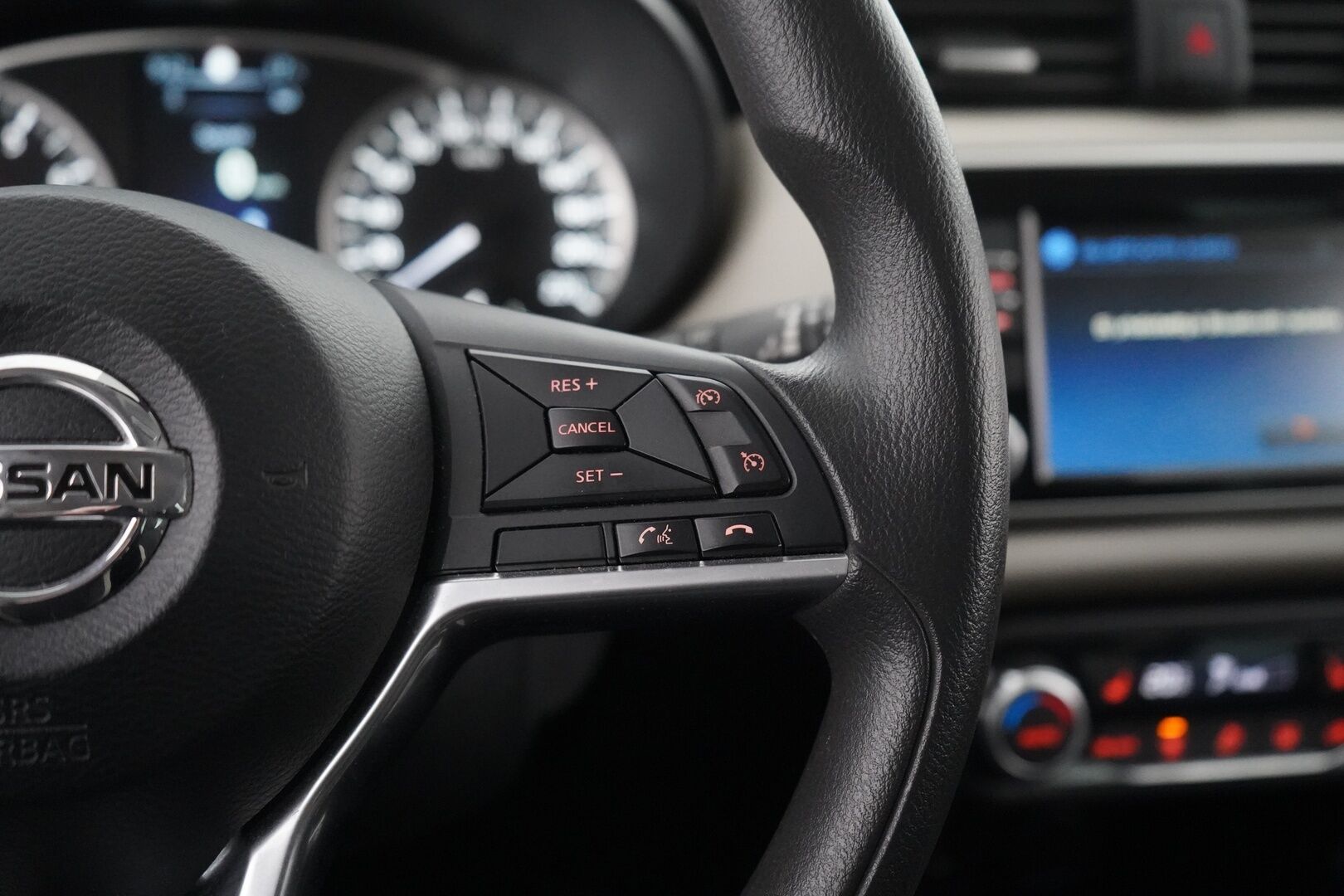 Nissan Micra 2018 1.0L 70 Acenta Comfort Pack 5M/T - Lohko | Vakkari | Keyless | BT | Suomi-Auto | Kahdet renkaat vanteilla | Juuri huollettu 