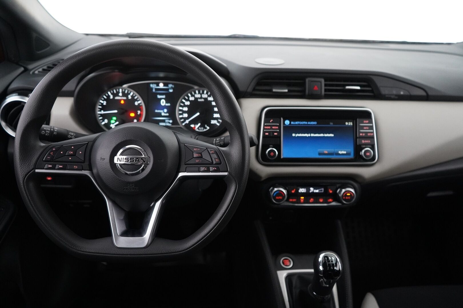 Nissan Micra 2018 1.0L 70 Acenta Comfort Pack 5M/T - Lohko | Vakkari | Keyless | BT | Suomi-Auto | Kahdet renkaat vanteilla | Juuri huollettu 