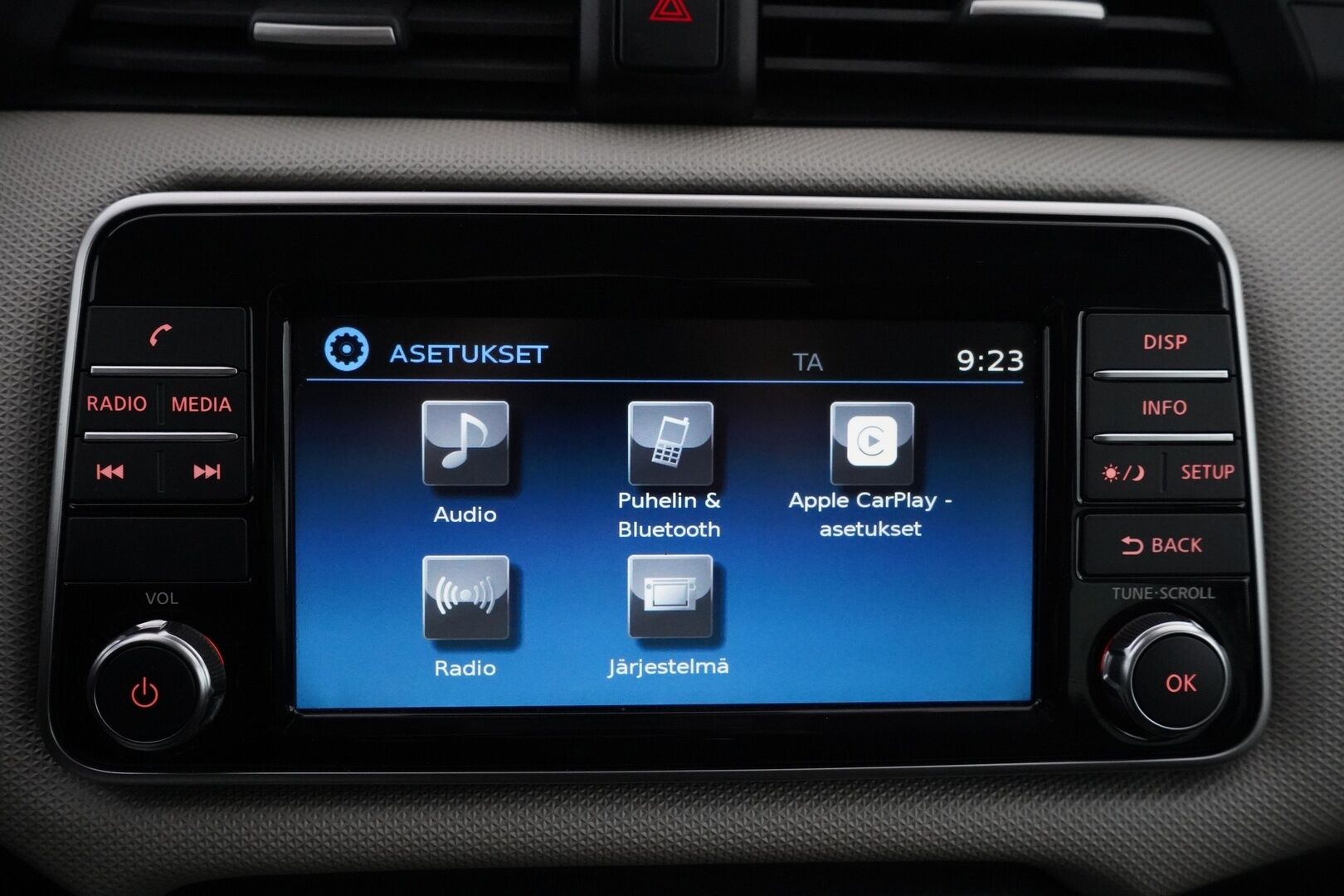 Nissan Micra 2018 1.0L 70 Acenta Comfort Pack 5M/T - Lohko | Vakkari | Keyless | BT | Suomi-Auto | Kahdet renkaat vanteilla | Juuri huollettu 