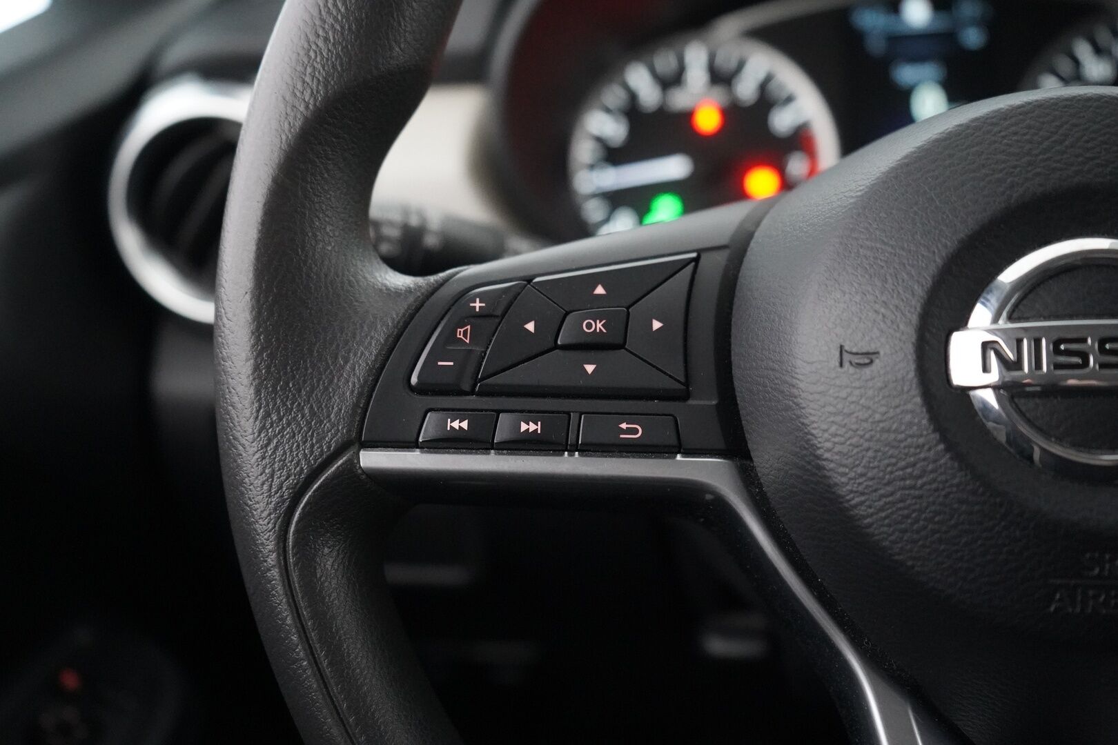 Nissan Micra 2018 1.0L 70 Acenta Comfort Pack 5M/T - Lohko | Vakkari | Keyless | BT | Suomi-Auto | Kahdet renkaat vanteilla | Juuri huollettu 