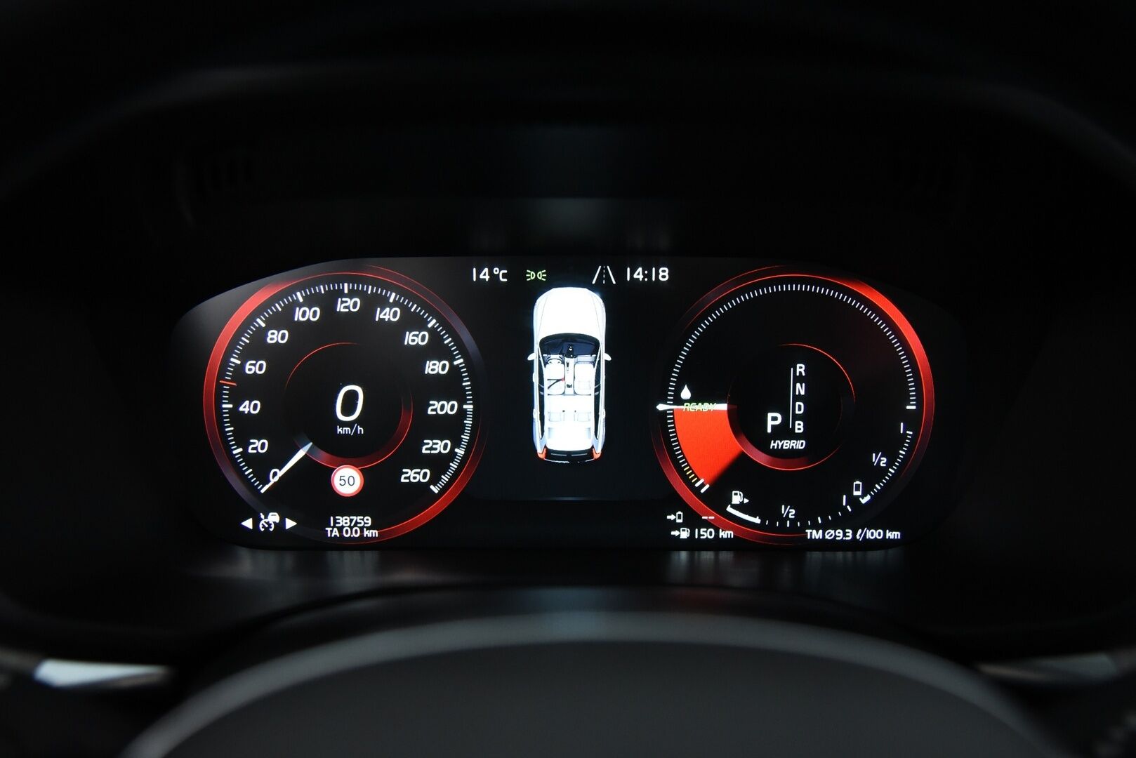 Volvo XC60 2018 T8 AWD Inscription aut / B&W / Four-C / Webasto / Pilot assist / Panorama / Muistipenkit / P-kamera / Koukku - Suomi-Auto / Merkkihuollettu! / Tuoreesti huollettu / Keyless / Huippu varusteilla! 