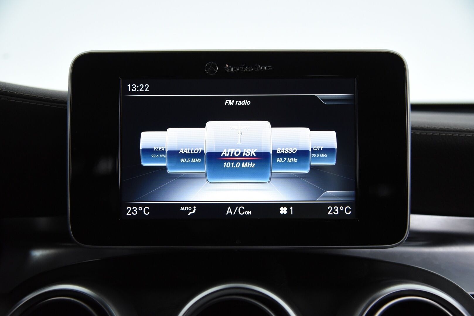 Mercedes-Benz GLC 2018 350 e 4Matic A Premium Business / YritysOutlet - Myydään vain yrityksille - YritysOutlet - Myydään vain yrityksille