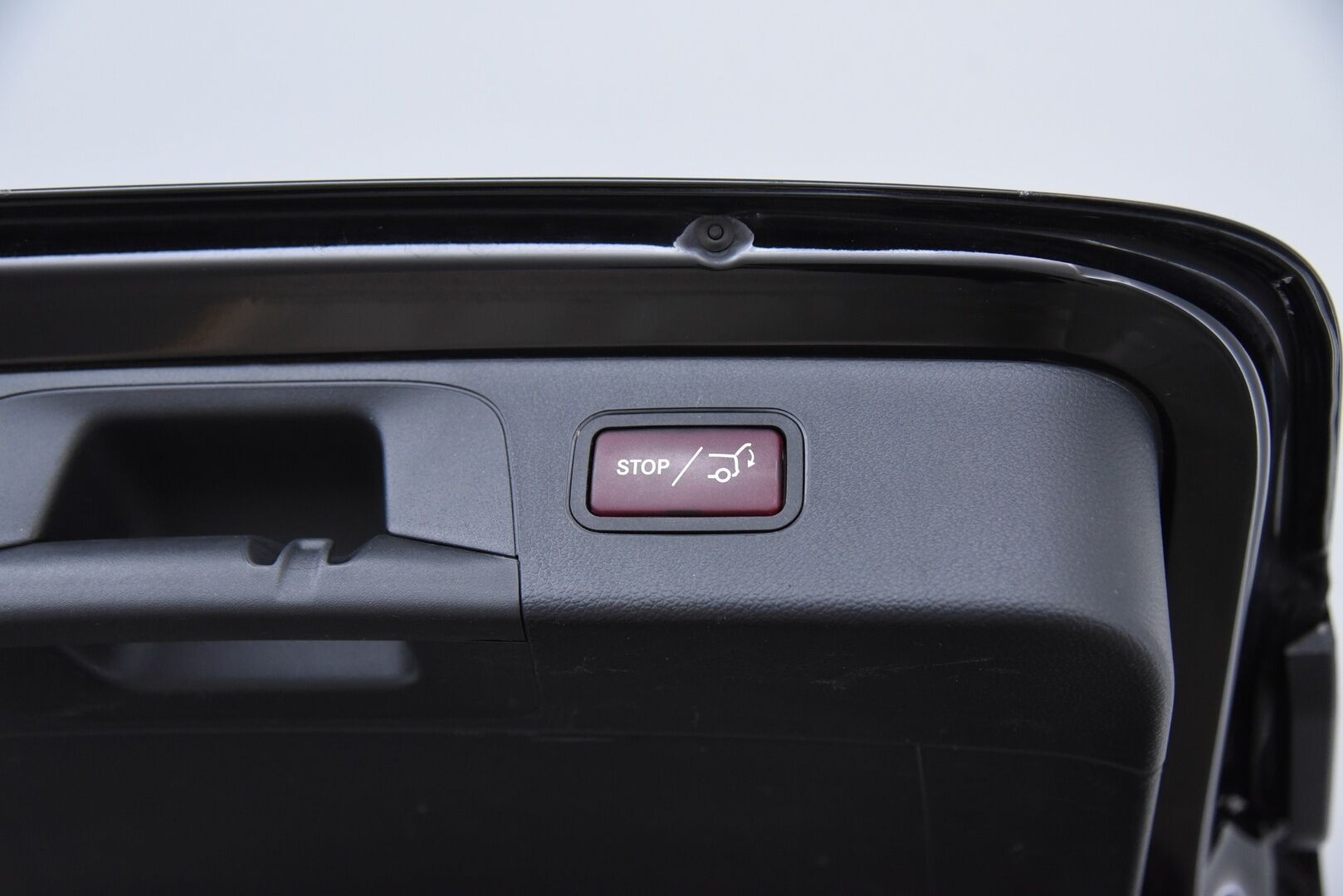 Mercedes-Benz GLC 2018 350 e 4Matic A Premium Business / YritysOutlet - Myydään vain yrityksille - YritysOutlet - Myydään vain yrityksille