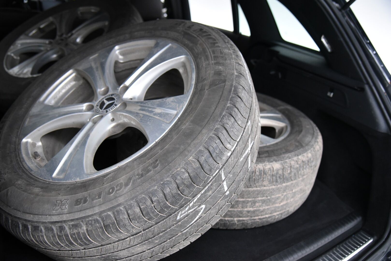 Mercedes-Benz GLC 2018 350 e 4Matic A Premium Business / YritysOutlet - Myydään vain yrityksille - YritysOutlet - Myydään vain yrityksille