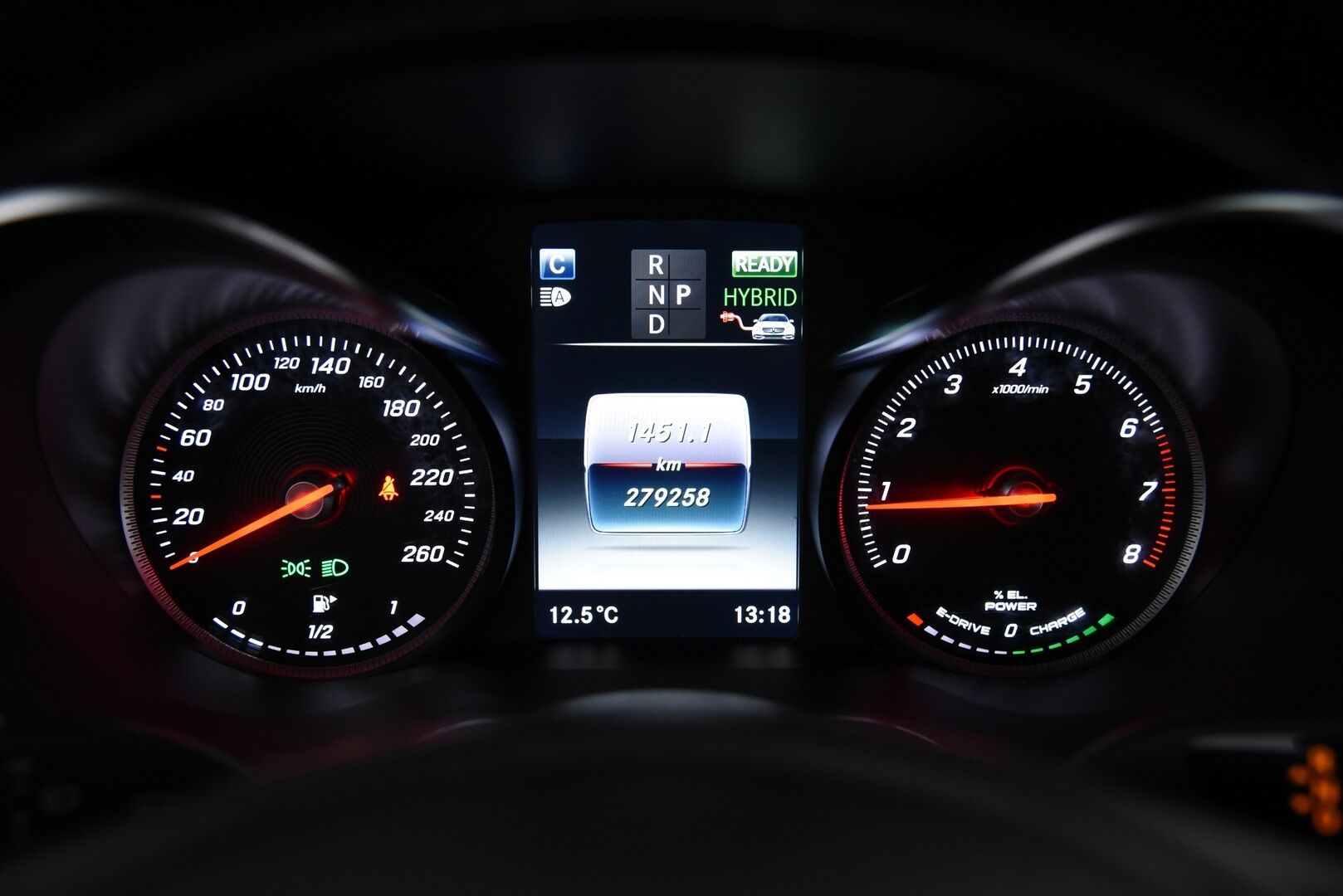 Mercedes-Benz GLC 2018 350 e 4Matic A Premium Business / YritysOutlet - Myydään vain yrityksille - YritysOutlet - Myydään vain yrityksille