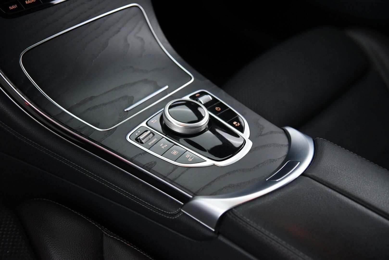 Mercedes-Benz GLC 2018 350 e 4Matic A Premium Business / YritysOutlet - Myydään vain yrityksille - YritysOutlet - Myydään vain yrityksille