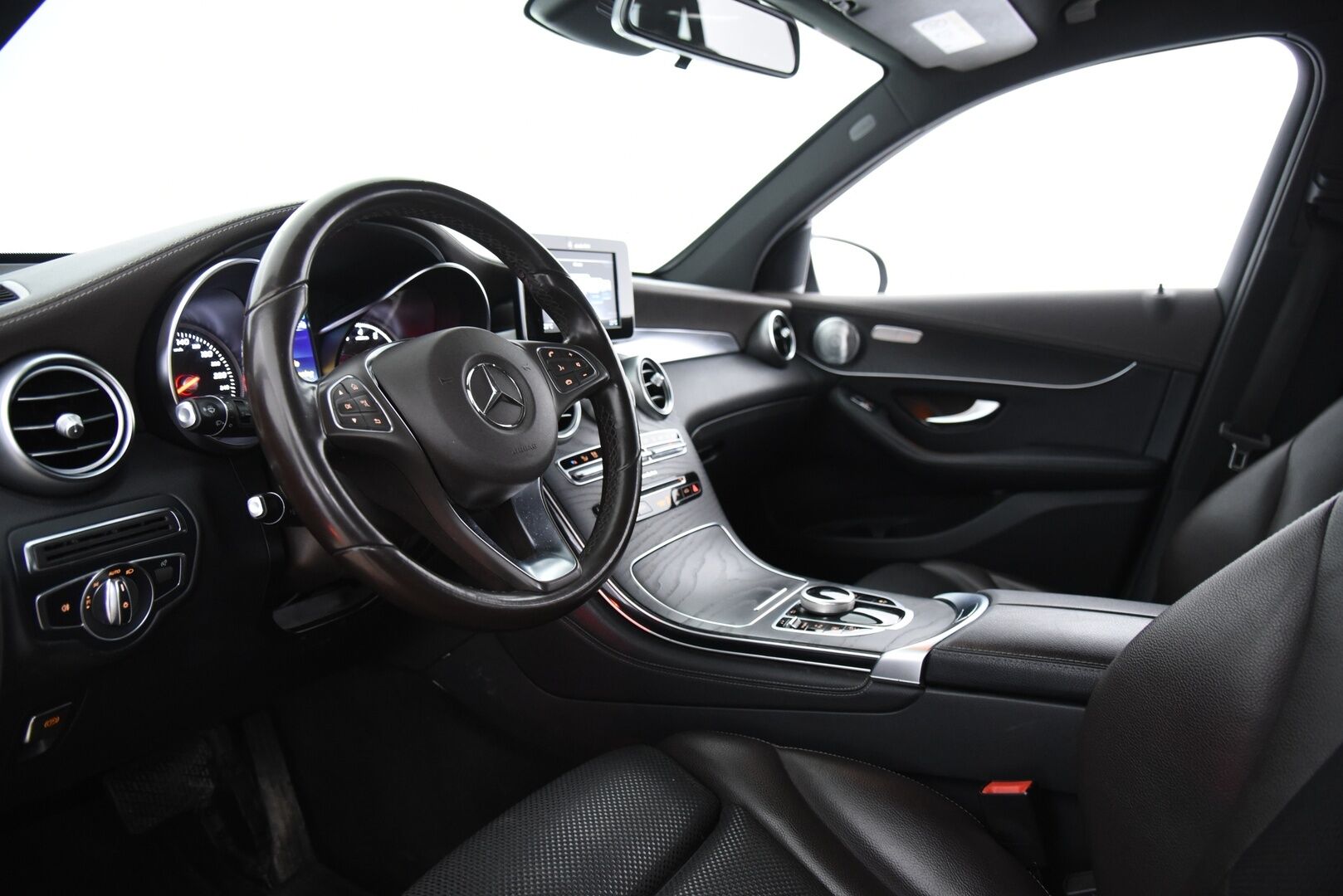 Mercedes-Benz GLC 2018 350 e 4Matic A Premium Business / YritysOutlet - Myydään vain yrityksille - YritysOutlet - Myydään vain yrityksille