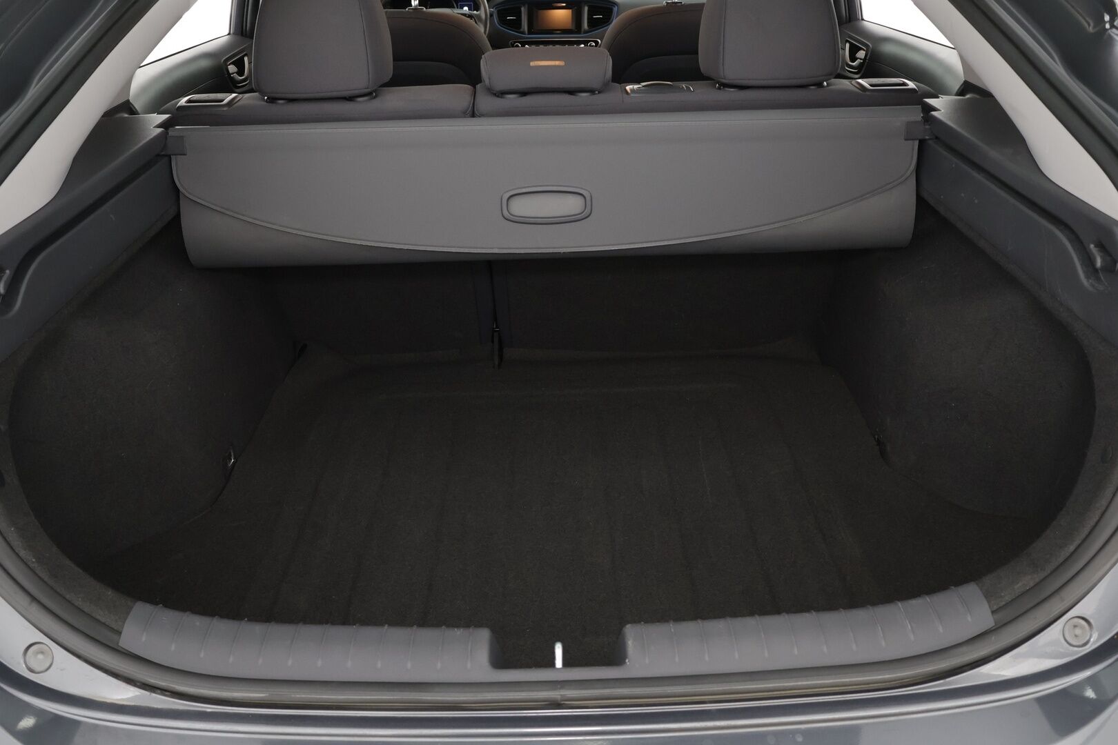 Hyundai IONIQ hybrid 2018 DCT Comfort *Suomi-auto / Adapt. vakkari / P.kamera / Lohko / Ohjauspyörän lämmitys!* - *Siisti / Continental Kitkat!*