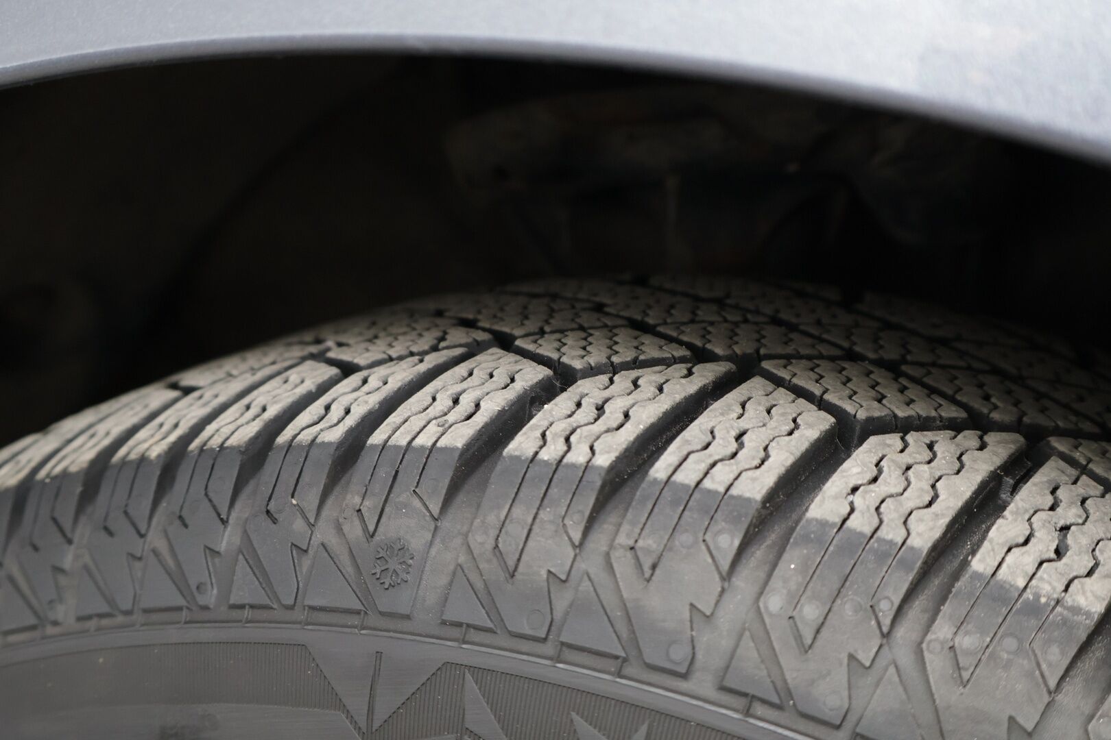 Hyundai IONIQ hybrid 2018 DCT Comfort *Suomi-auto / Adapt. vakkari / P.kamera / Lohko / Ohjauspyörän lämmitys!* - *Siisti / Continental Kitkat!*