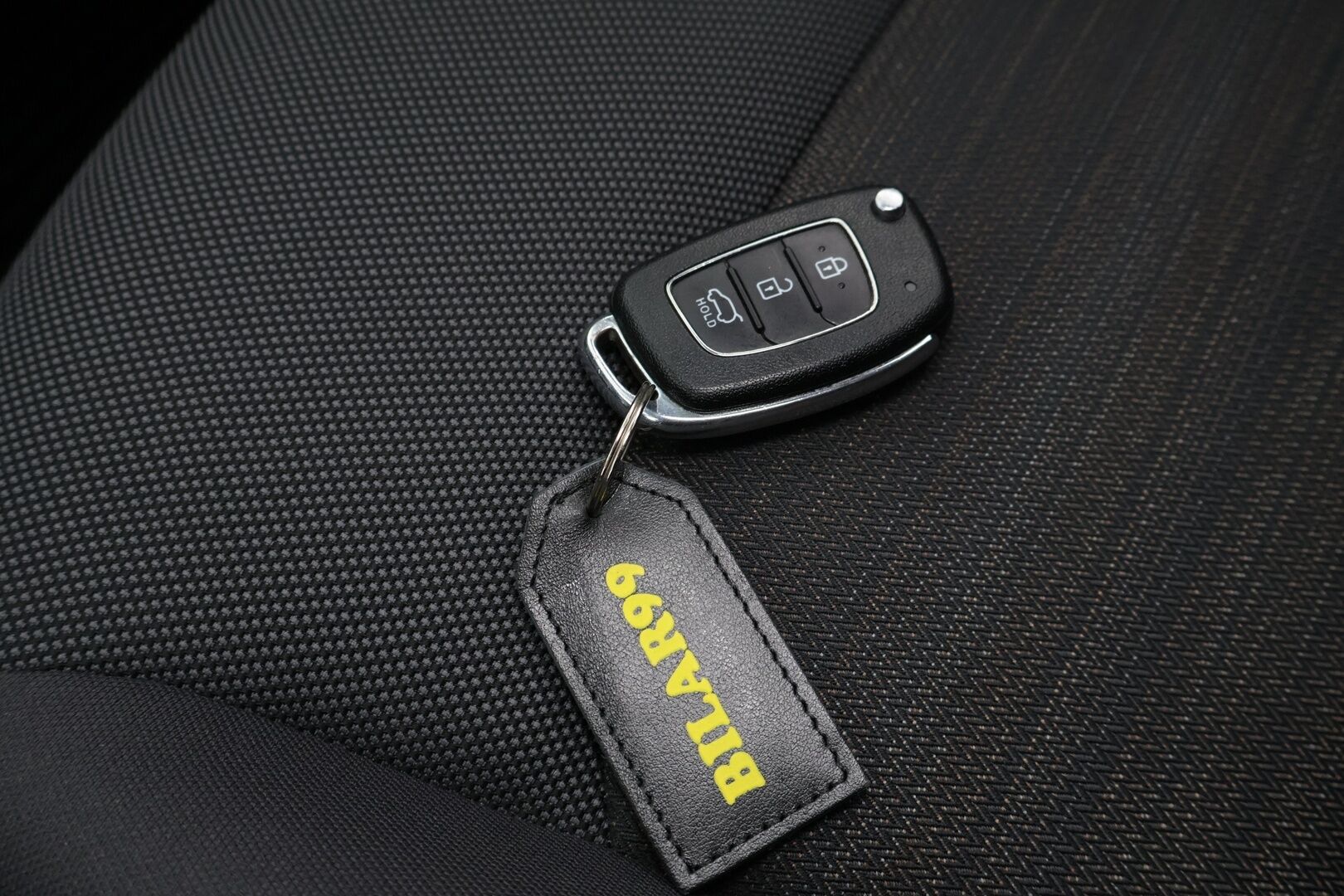 Hyundai IONIQ hybrid 2018 DCT Comfort *Suomi-auto / Adapt. vakkari / P.kamera / Lohko / Ohjauspyörän lämmitys!* - *Siisti / Continental Kitkat!*