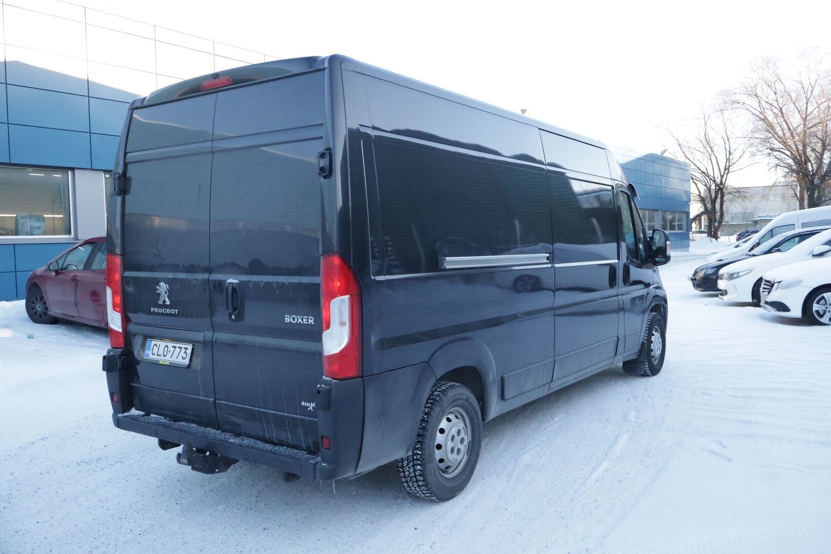 Peugeot Boxer 2018 335 L3H2 pitkä BlueHDi 130 *Suomiauto / Peruutuskamera / Vetokoukku / Webasto / Bluetooth / Vakkari* - *Maltilliset kilometrit! / Siistinä pidetty yksilö kaksilla renkailla*