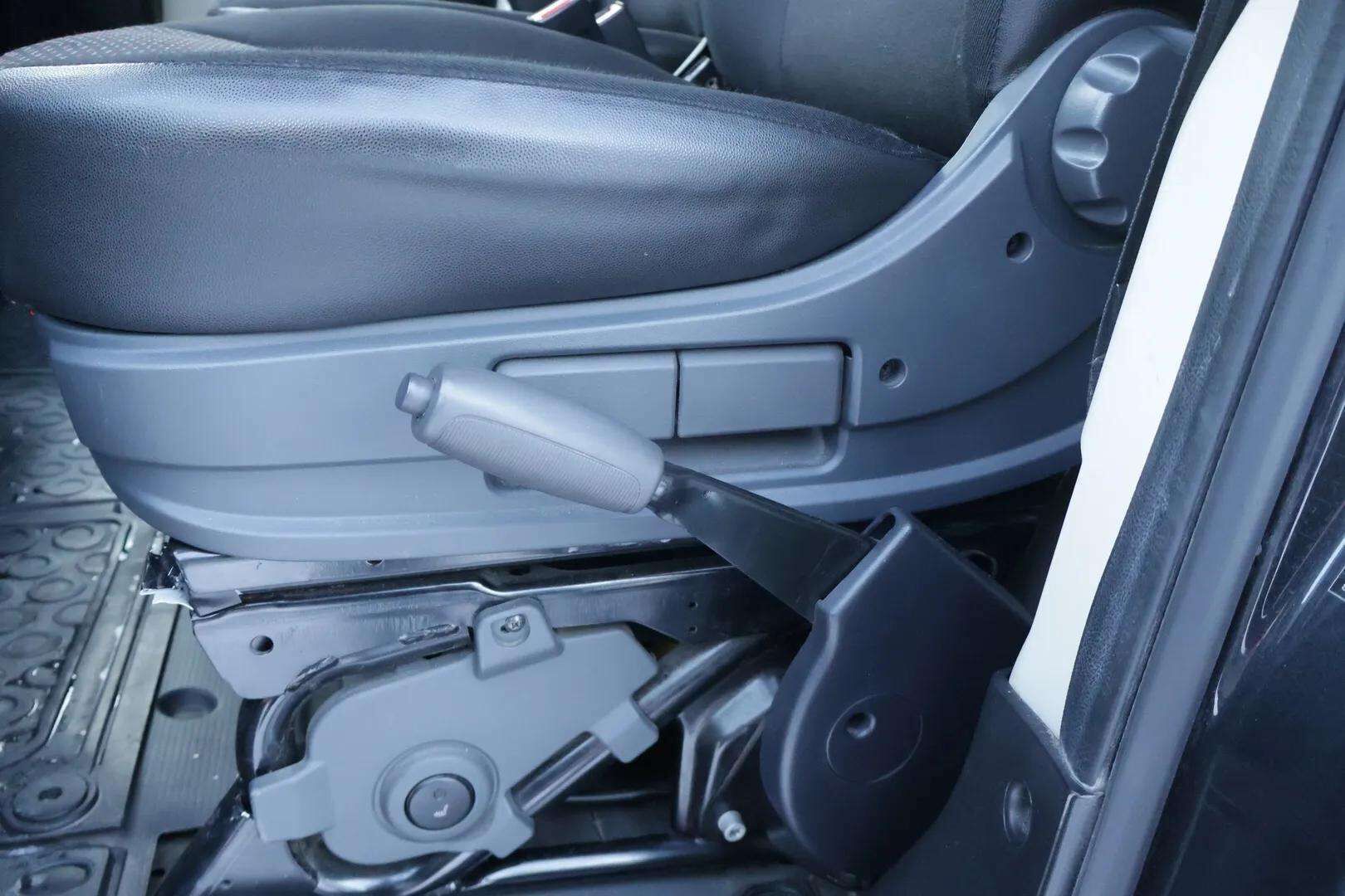 Peugeot Boxer 2018 335 L3H2 pitkä BlueHDi 130 *Suomiauto / Peruutuskamera / Vetokoukku / Webasto / Bluetooth / Vakkari* - * Maltilliset kilometrit! / Jakopää tehty 72tkm / Siistinä pidetty yksilö kaksilla renkailla * - HULLUT AVAJAISHULINAT KORKOTARJOUS 3,29 %