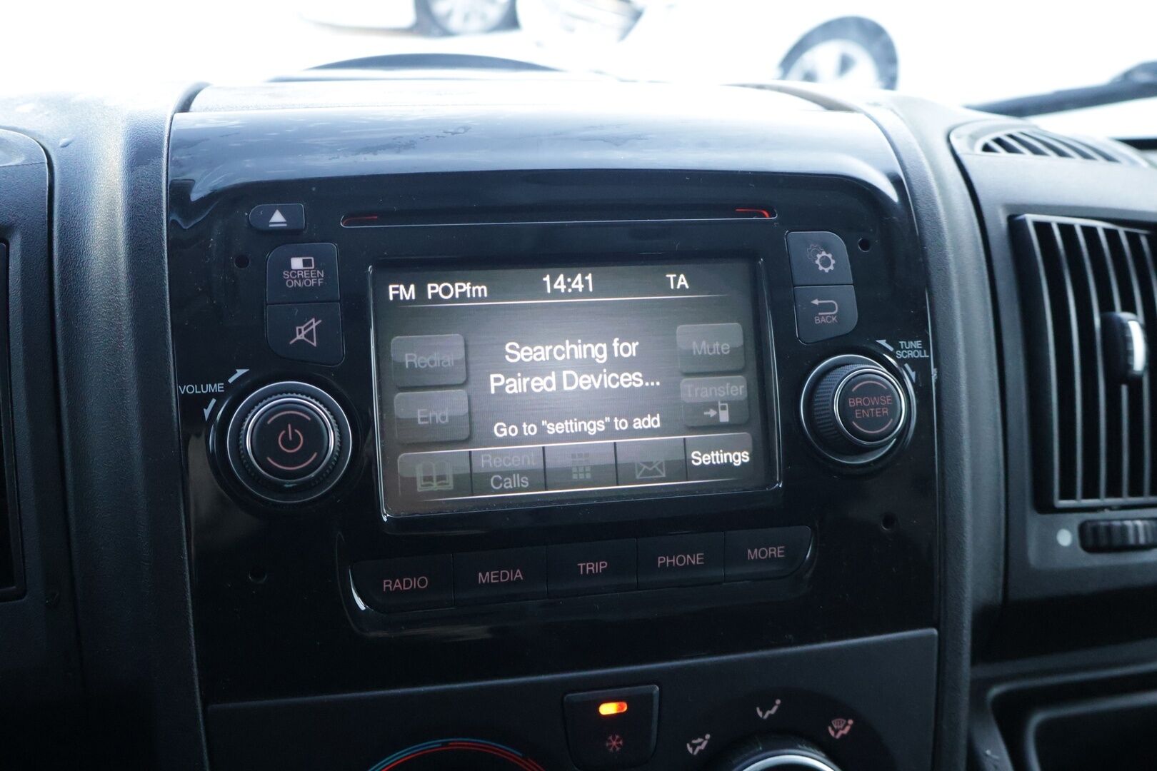 Peugeot Boxer 2018 335 L3H2 pitkä BlueHDi 130 *Suomiauto / Peruutuskamera / Vetokoukku / Webasto / Bluetooth / Vakkari* - *Maltilliset kilometrit! / Siistinä pidetty yksilö kaksilla renkailla*