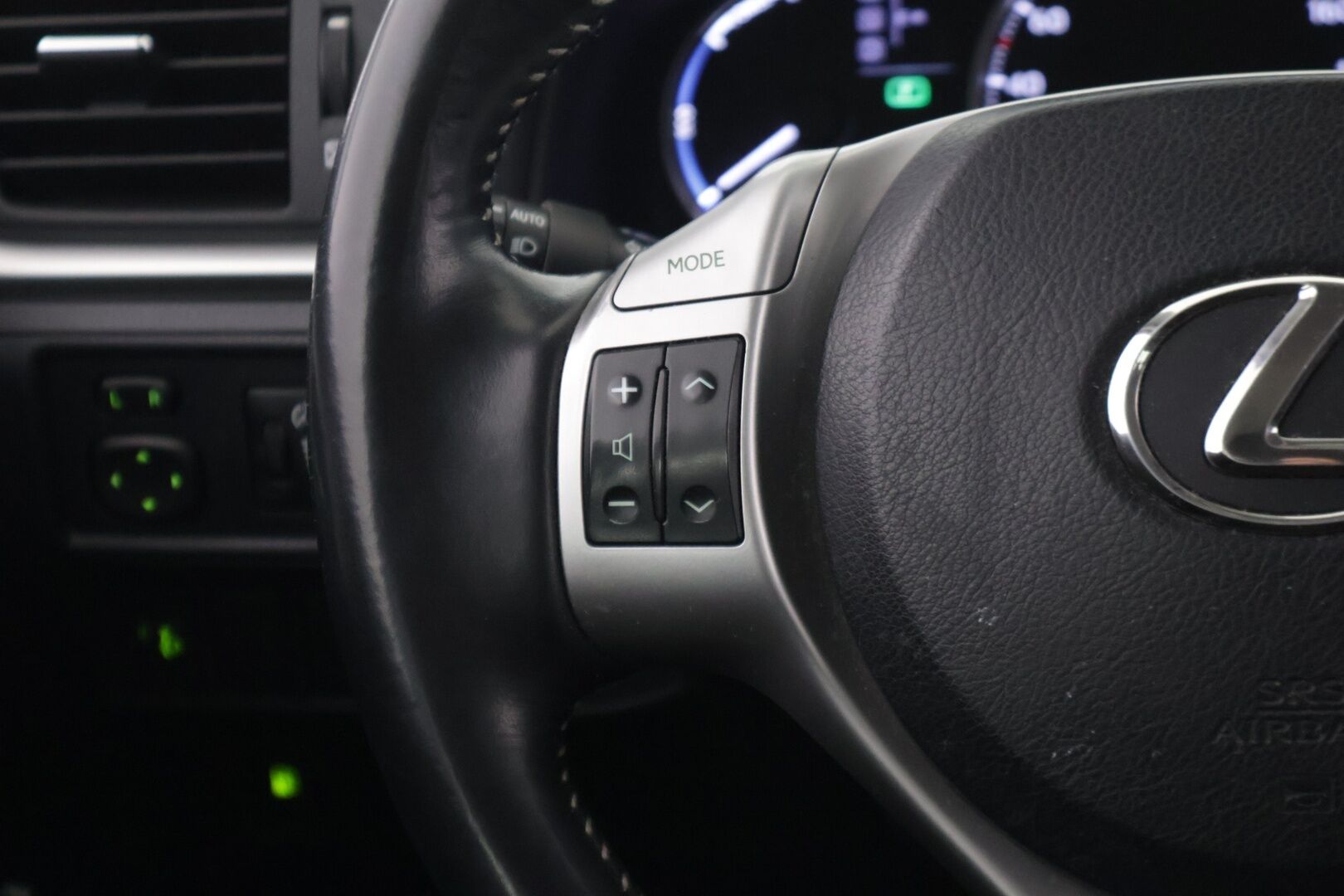 Lexus CT 2011 200h Hybrid A Comfort *Vetokoukku / P. Tutka /  Kangas-alcantara / Juuri huollettu* - *Merkkihuollettu / 2x renkaat ja vanteet*