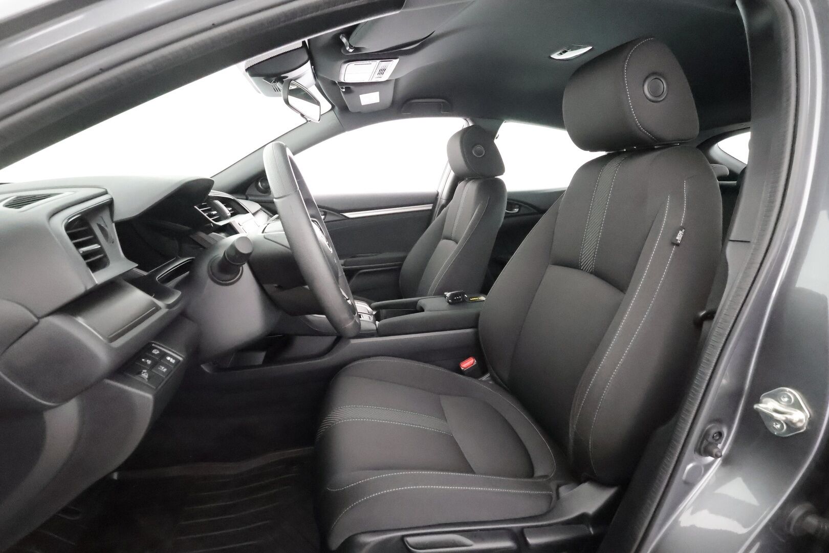 Honda Civic 2018 HB 129 hv Business - | ACC | 1-om suomiauto | Lane Assist | Bluetooth | Aut. ilmastointi | Penkinlämmittimet | Hätäjarrutusavustin | 2x renkaat aluin | Huoltokirja | 