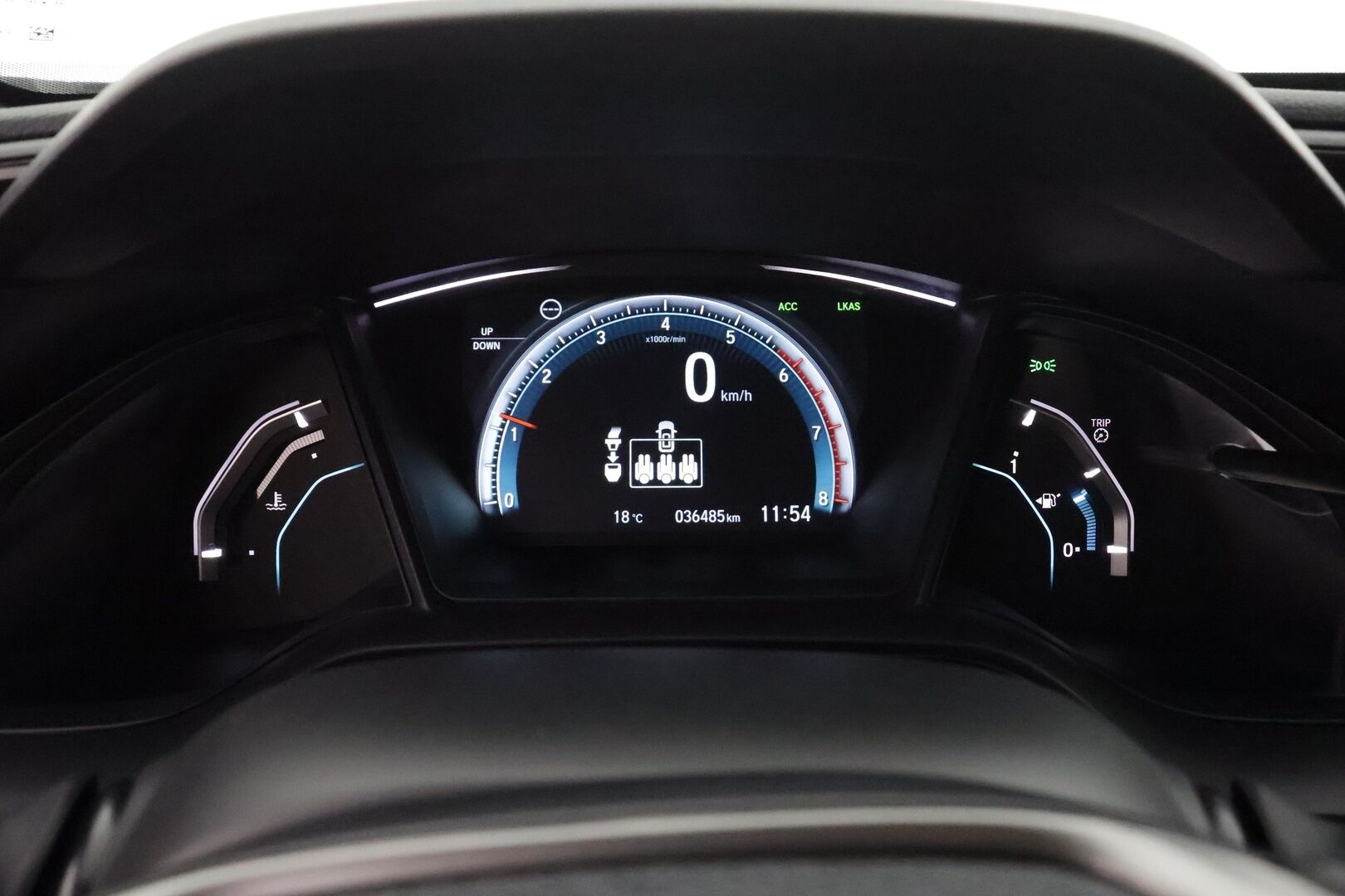 Honda Civic 2018 HB 129 hv Business - | ACC | 1-om suomiauto | Lane Assist | Bluetooth | Aut. ilmastointi | Penkinlämmittimet | Hätäjarrutusavustin | 2x renkaat aluin | Huoltokirja | 