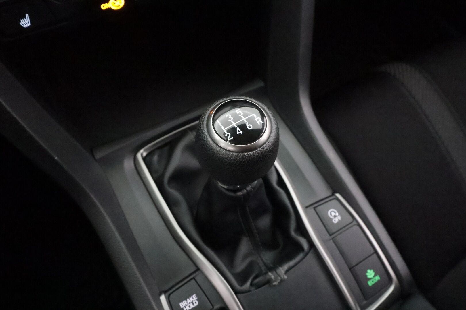 Honda Civic 2018 HB 129 hv Business - | ACC | 1-om suomiauto | Lane Assist | Bluetooth | Aut. ilmastointi | Penkinlämmittimet | Hätäjarrutusavustin | 2x renkaat aluin | Huoltokirja | 