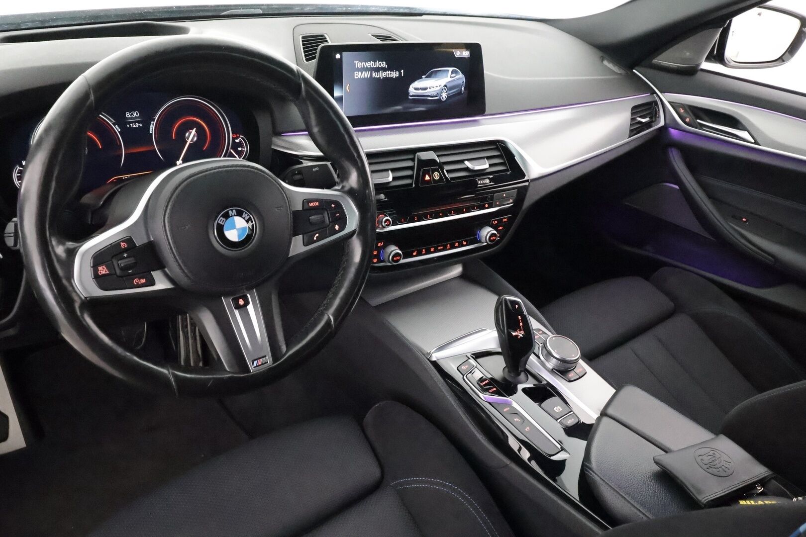 BMW 530 2018 G30 Sedan 530e A iPerformance Launch Edition - | Vakkari | Adapt. LED | Osasähköt | H/K | 360-Kamera | Sporttipenkit | Lämmitettävä ohjauspyörä | HUD | Navi | Suomi-auto | Kahdet Renkaat |