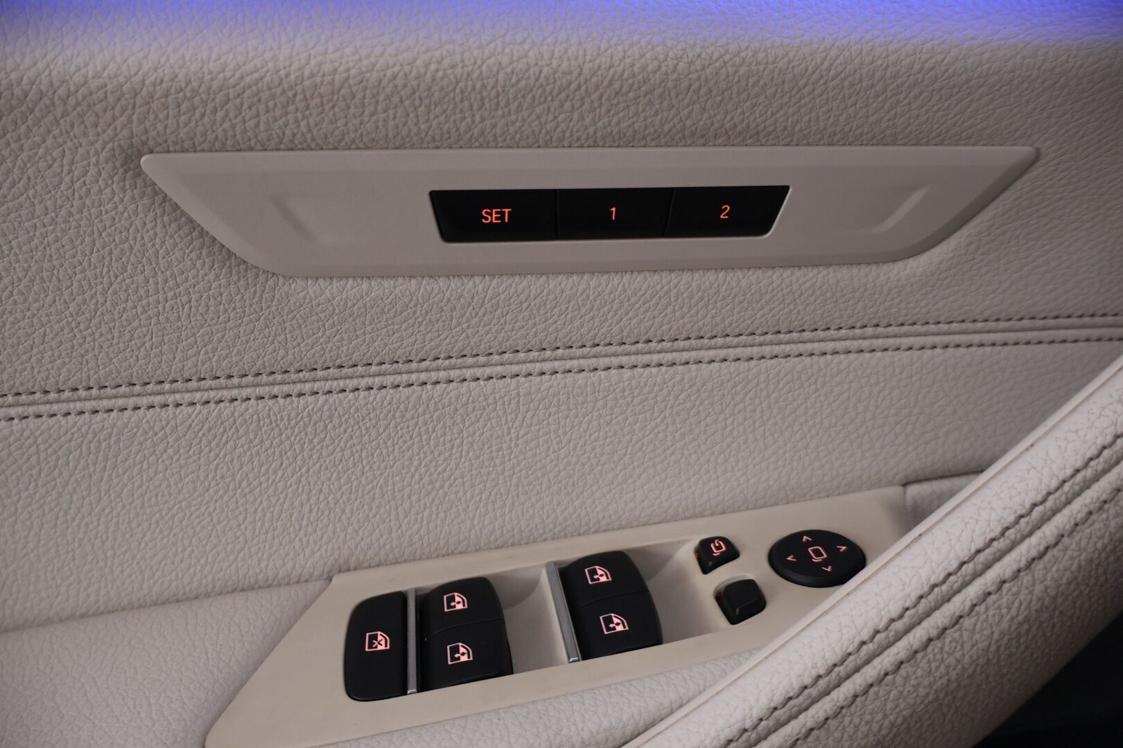 BMW 520 2018 G30 Sedan 520d A xDrive Business Comfort * ACC / DAP / 360 kamera / Webasto / Harman/Kardon / Kattoluukku / Sähkökontti - 2x renkaat ja vanteet / Merkkihuollettu / Imuovet / Ilmastoidut penkit muistilla / Display key - HULLUT AVAJAISHULINAT KORKOTARJOUS 3,29 %