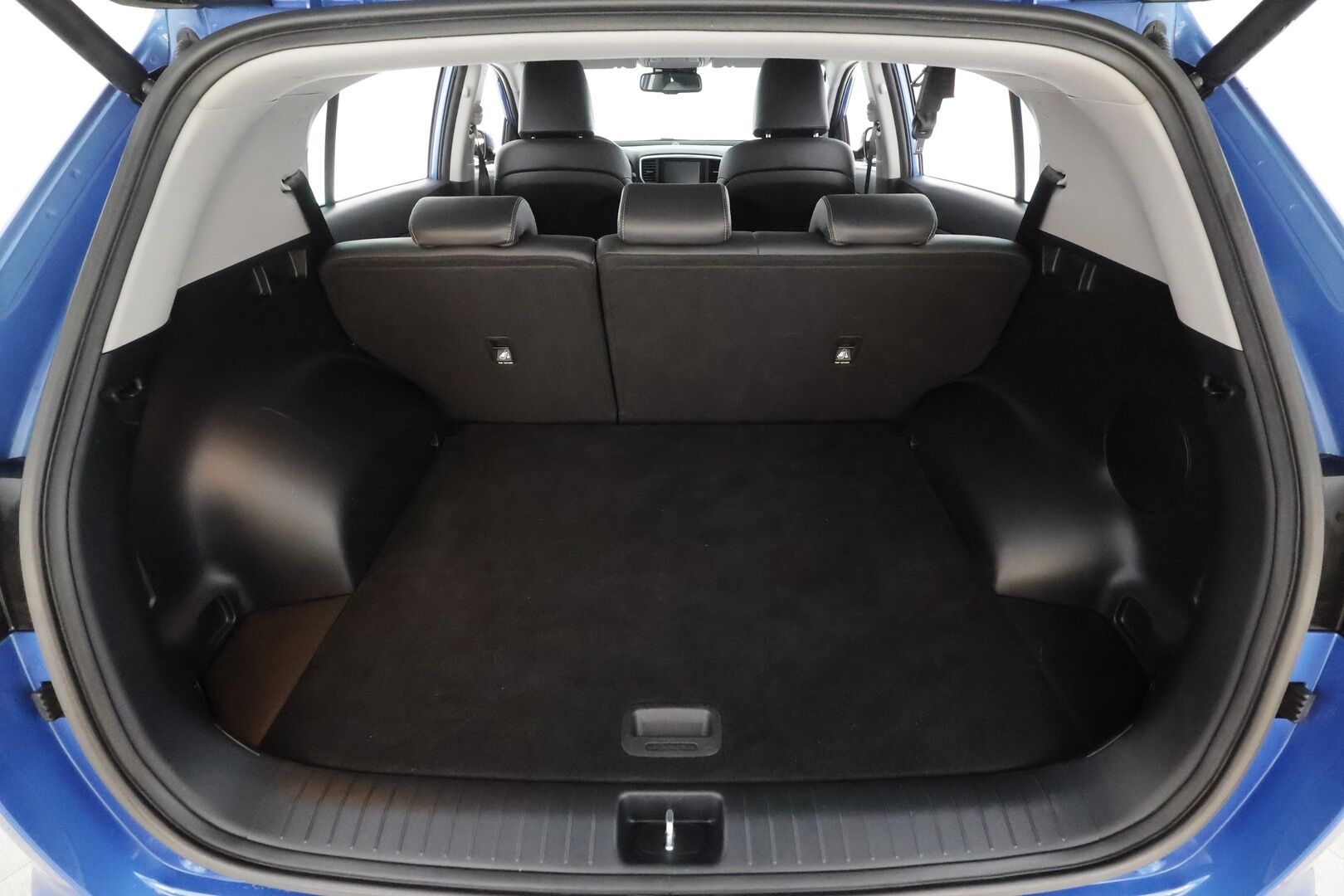 Kia Sportage 2019 1,6 CRDi ISG AWD EX DCT A/T EcoDynamics * Webasto / Koukku / P.Kamera / LED / Navi / Keyless * - Suomi-auto / Kahdet renkaat aluvanteilla