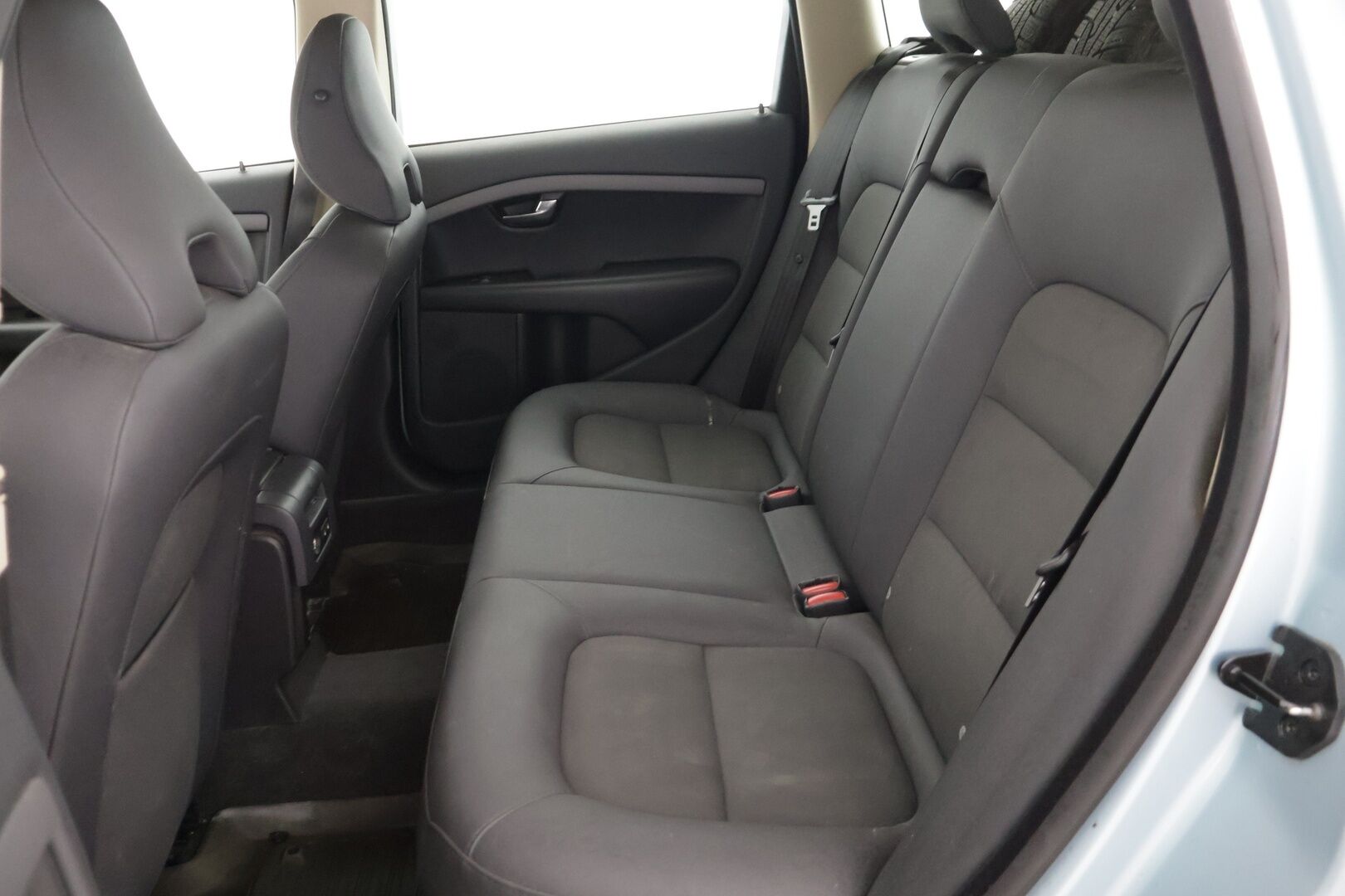 Volvo V70 2008 *MYYDÄÄN HUUTOKAUPAT.COM*
