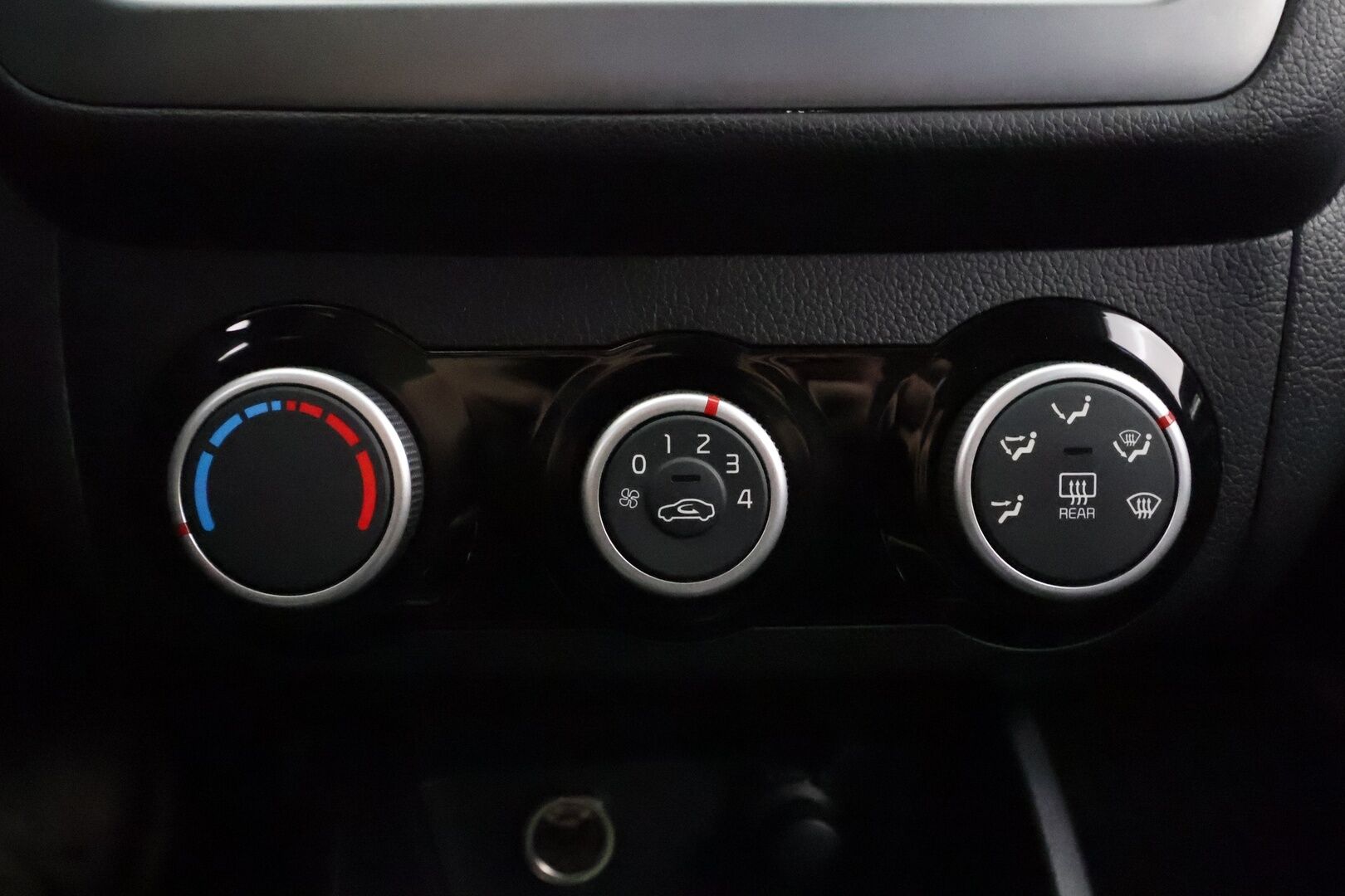 Kia Rio 2016 1,4 ISG EX Sedan - Upea käyttöauto | Harvinainen ja haluttu sedan malli | Valioyksilö! |