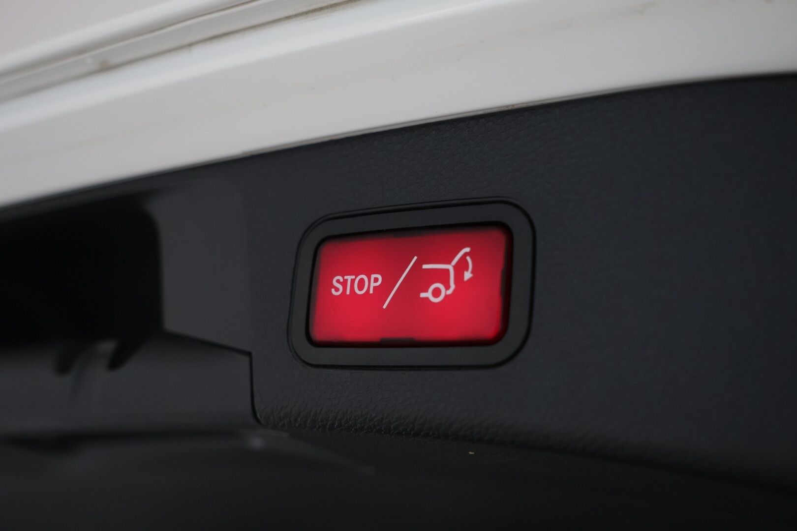 Mercedes-Benz C 2019 180 T A Business AMG * Vakkari / Digimittaristo / P.kamera / Nahkasisusta / Multibeam LED / Sähköpenkit * - Huippusiisti / Kattavasti varusteltu / Hyvin pidetty! - HULLUT AVAJAISHULINAT KORKOTARJOUS 3,29 %