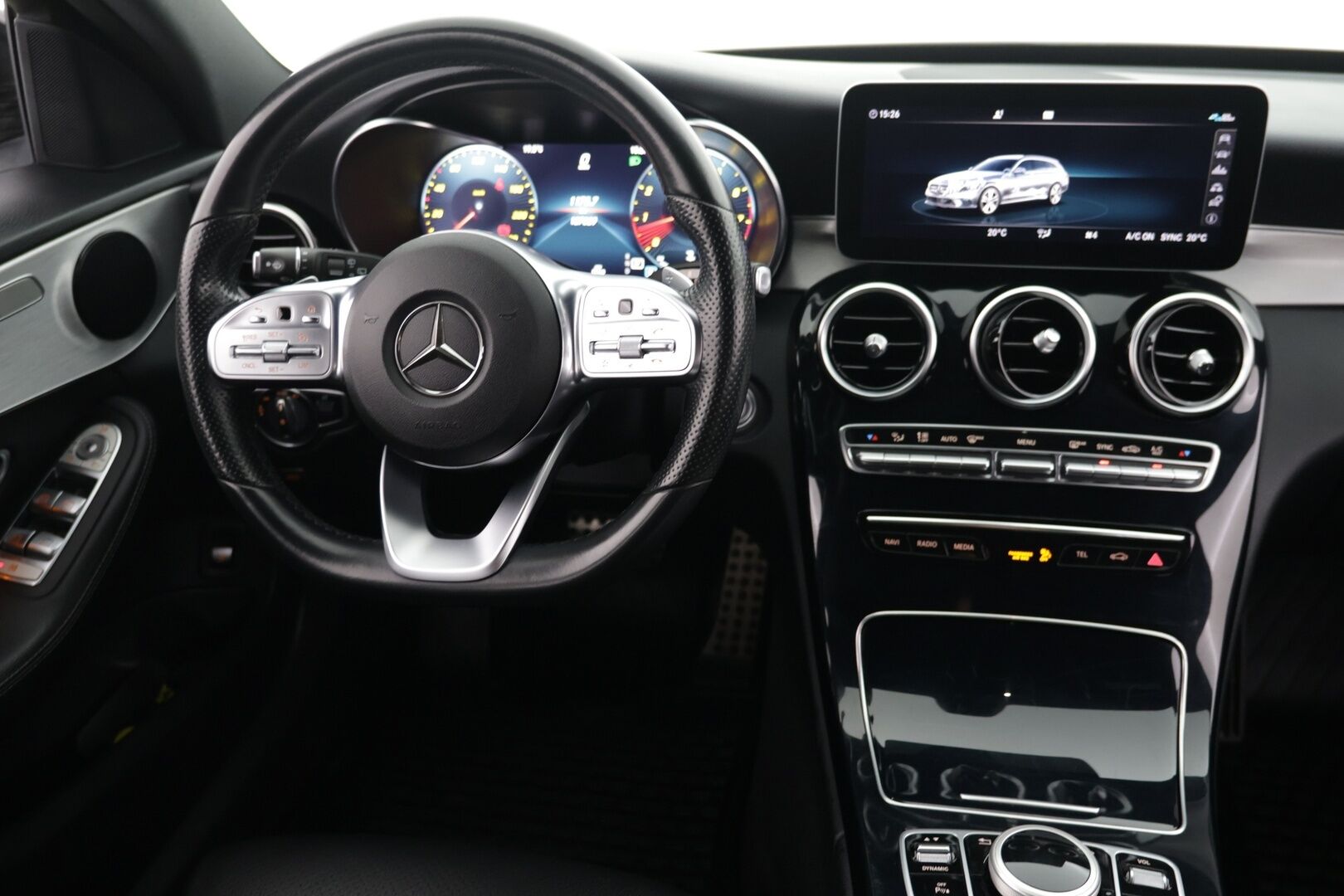 Mercedes-Benz C 2019 180 T A Business AMG * Vakkari / Digimittaristo / P.kamera / Nahkasisusta / Multibeam LED / Sähköpenkit * - Huippusiisti / Kattavasti varusteltu / Hyvin pidetty! - HULLUT AVAJAISHULINAT KORKOTARJOUS 3,29 %