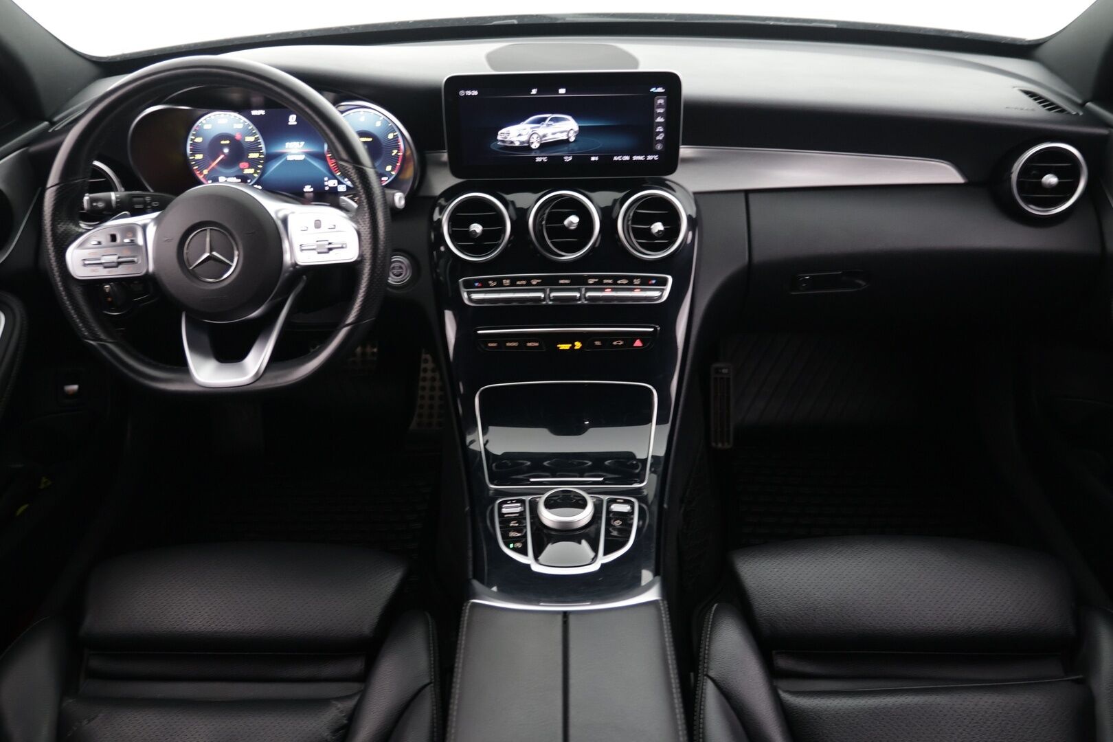 Mercedes-Benz C 2019 180 T A Business AMG * Vakkari / Digimittaristo / P.kamera / Nahkasisusta / Multibeam LED / Sähköpenkit * - Huippusiisti / Kattavasti varusteltu / Hyvin pidetty! - HULLUT AVAJAISHULINAT KORKOTARJOUS 3,29 %