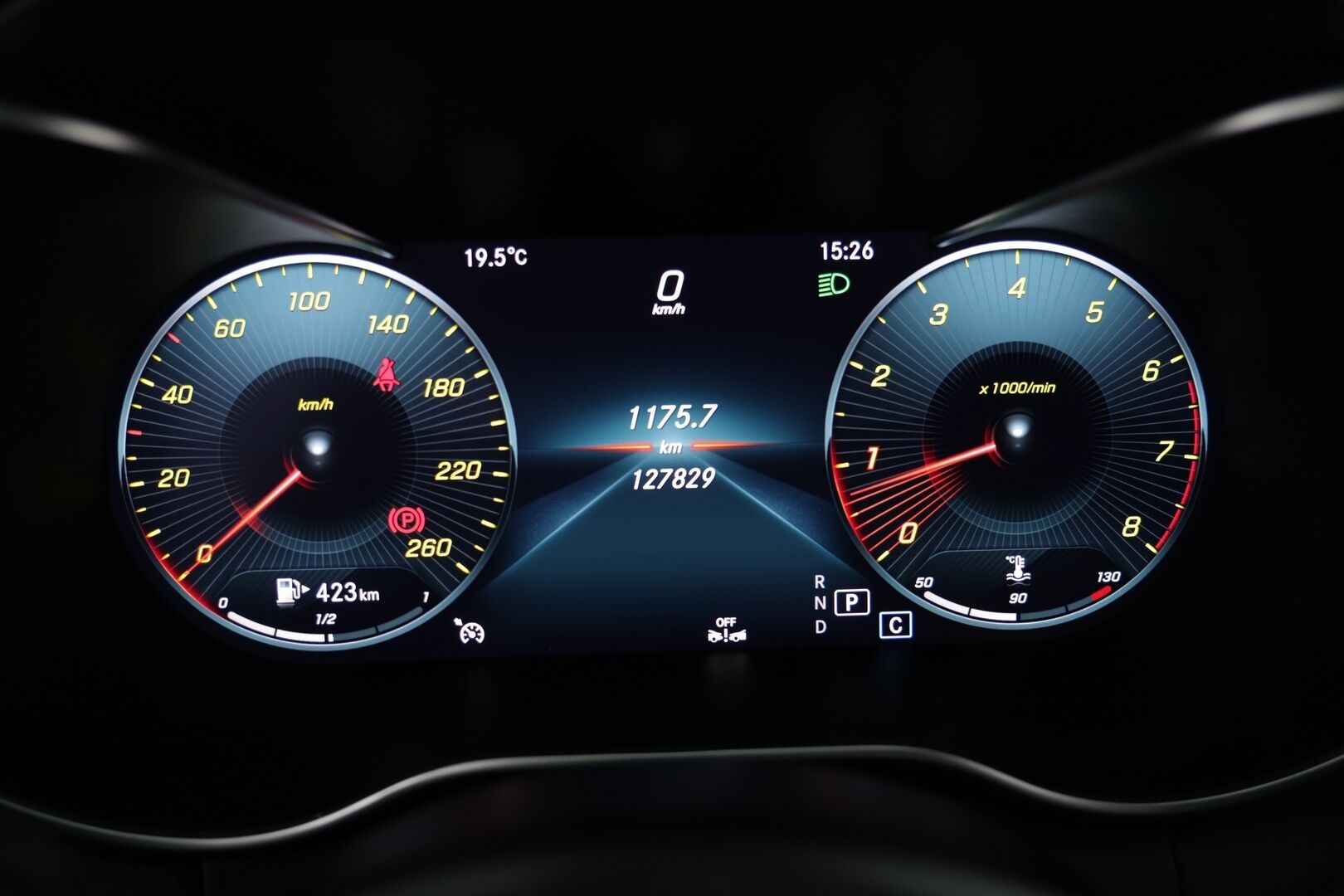 Mercedes-Benz C 2019 180 T A Business AMG * Vakkari / Digimittaristo / P.kamera / Nahkasisusta / Multibeam LED / Sähköpenkit * - Huippusiisti / Kattavasti varusteltu / Hyvin pidetty! - HULLUT AVAJAISHULINAT KORKOTARJOUS 3,29 %