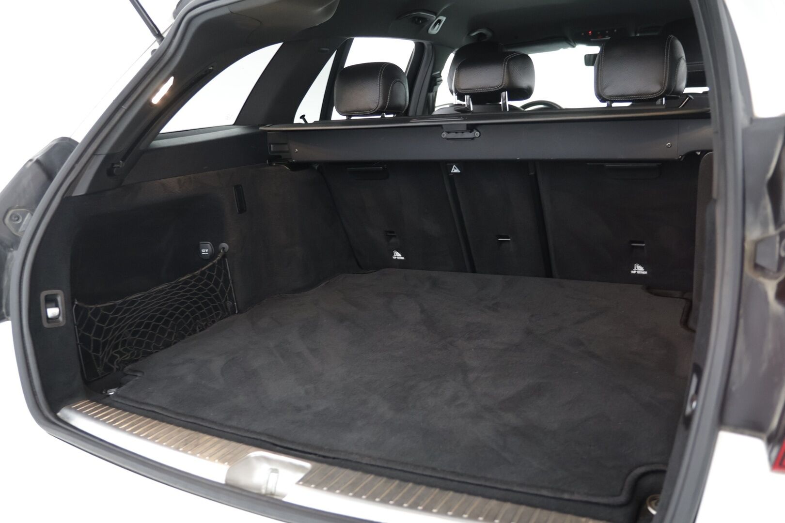 Mercedes-Benz C 2019 180 T A Business AMG * Vakkari / Digimittaristo / P.kamera / Nahkasisusta / Multibeam LED / Sähköpenkit * - Huippusiisti / Kattavasti varusteltu / Hyvin pidetty! - HULLUT AVAJAISHULINAT KORKOTARJOUS 3,29 %