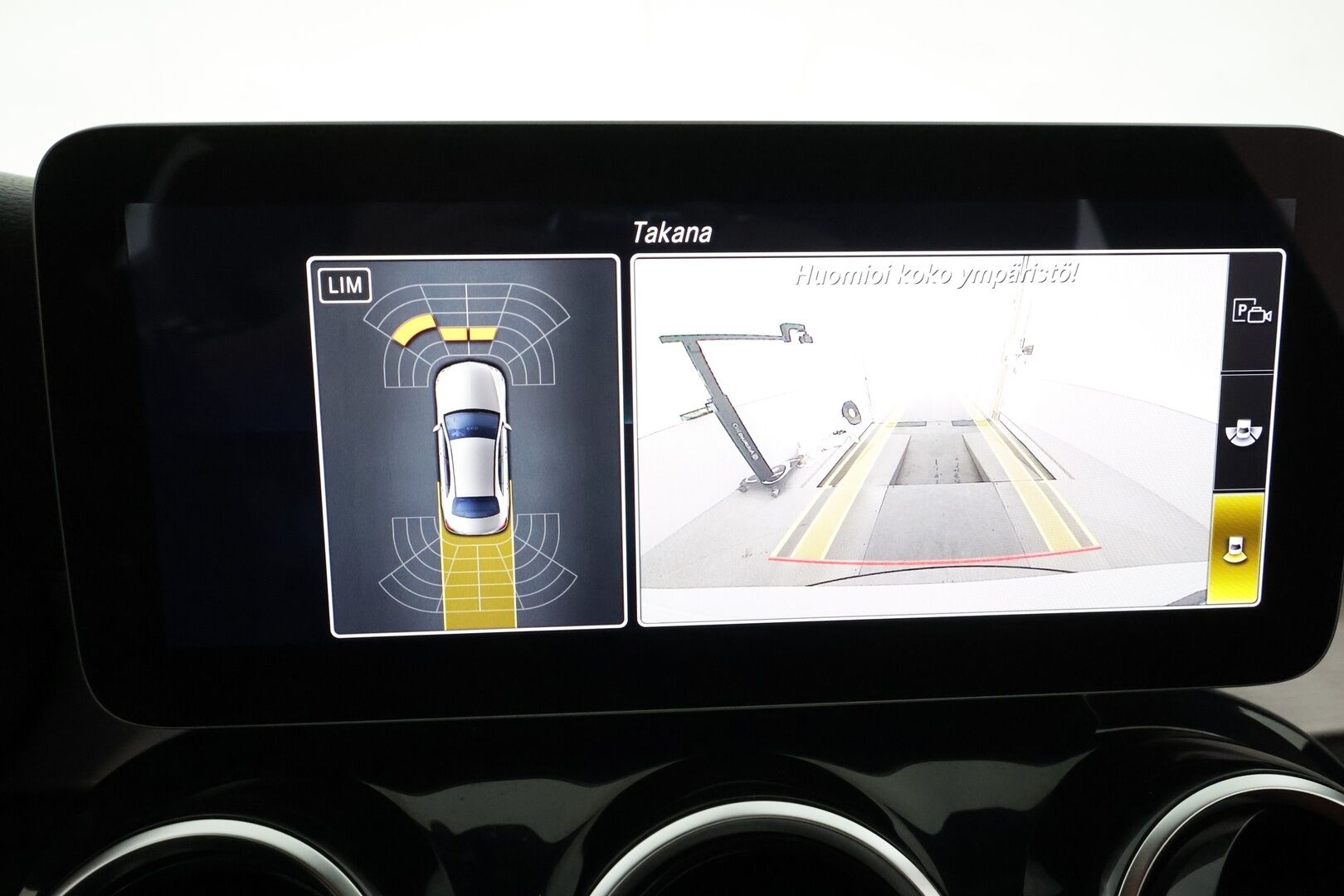 Mercedes-Benz C 2019 180 A Business AMG **Facelift / Digimittaristo / Night-paketti / Ruskeat sporttinahat / P.kamera** - Suomi-auto / LED High Performance / Navi