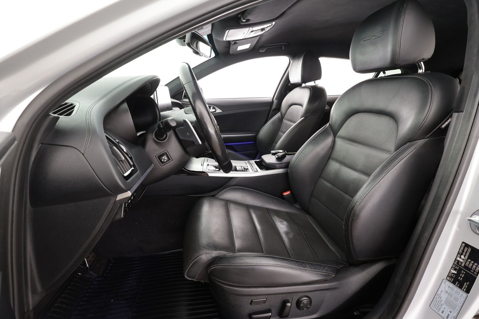 Kia Stinger 2020 2,2 CRDi SCR RWD GT-Line Edition A/T * ACC / HUD / P.kamera / LED / Navi / Muistipenkki / Ilmastoidut nahat / KeylessGo * - Lohko+Sisä / Suomi-auto / Kahdet renkaat aluvanteilla / Merkkihuollettu