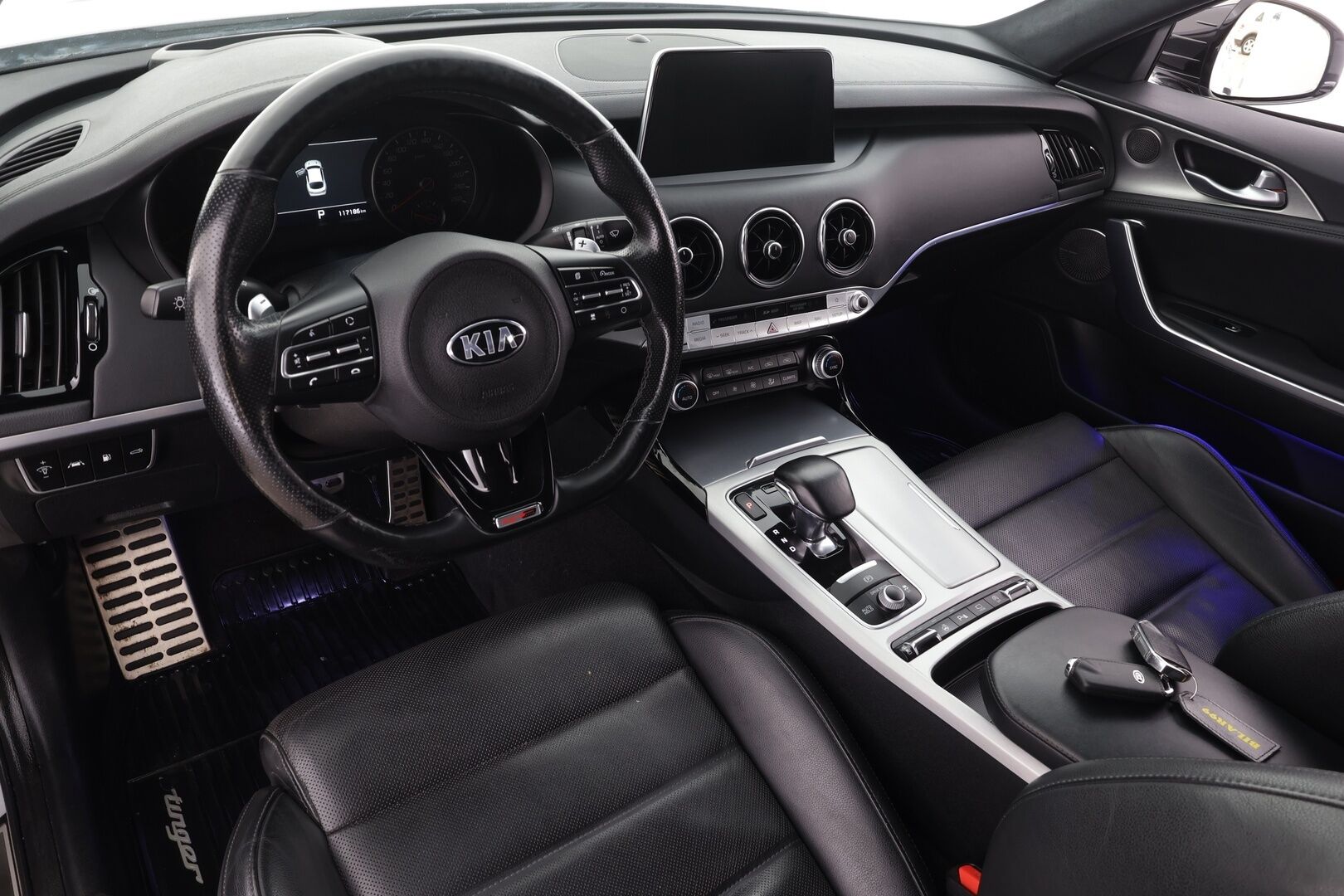 Kia Stinger 2020 2,2 CRDi SCR RWD GT-Line Edition A/T - Adapt.Vakkari | HUD | Ilmastoidut Nahat | Peruutuskamera | KeylessGo | LED | Muistipenkki | Suomiauto | Lohko & Sisäpistoke | Merkkihuollettu 