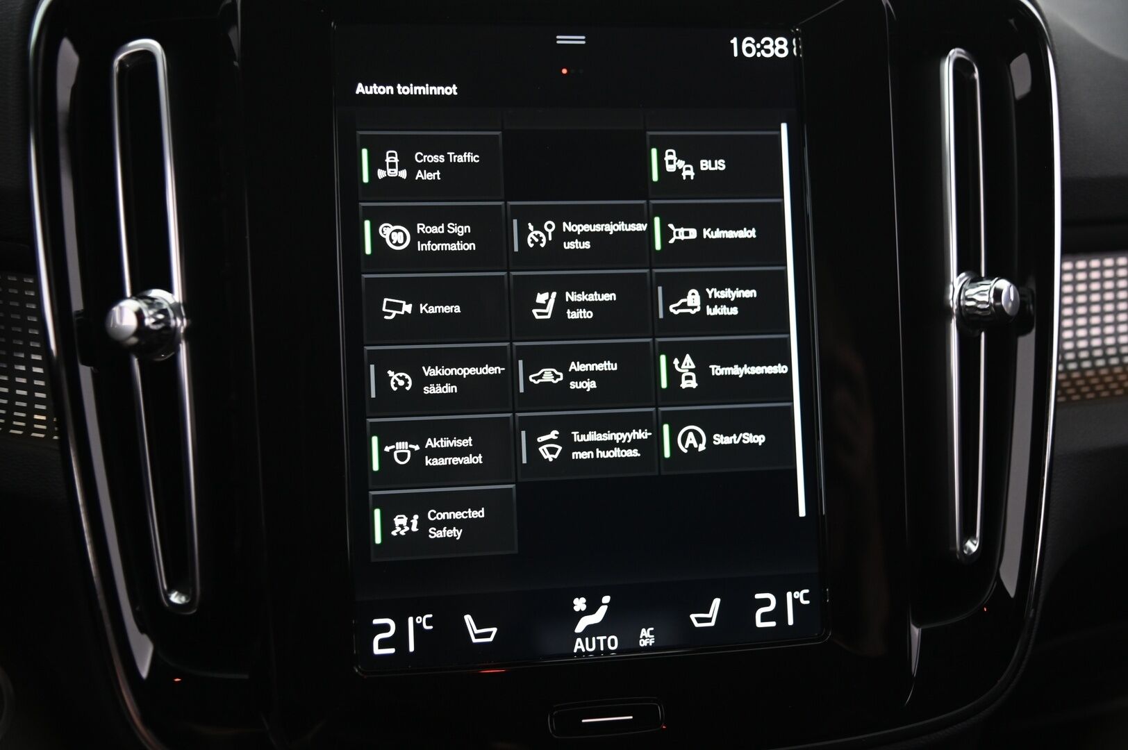 Volvo XC40 2019 T4 R-Design aut - ACC | P-kamera | BLIS | Keyless | 1-omisteinen | Suomi-auto | Mustasisäkatto | 2x Renkaat & vanteet | 2x Avain 