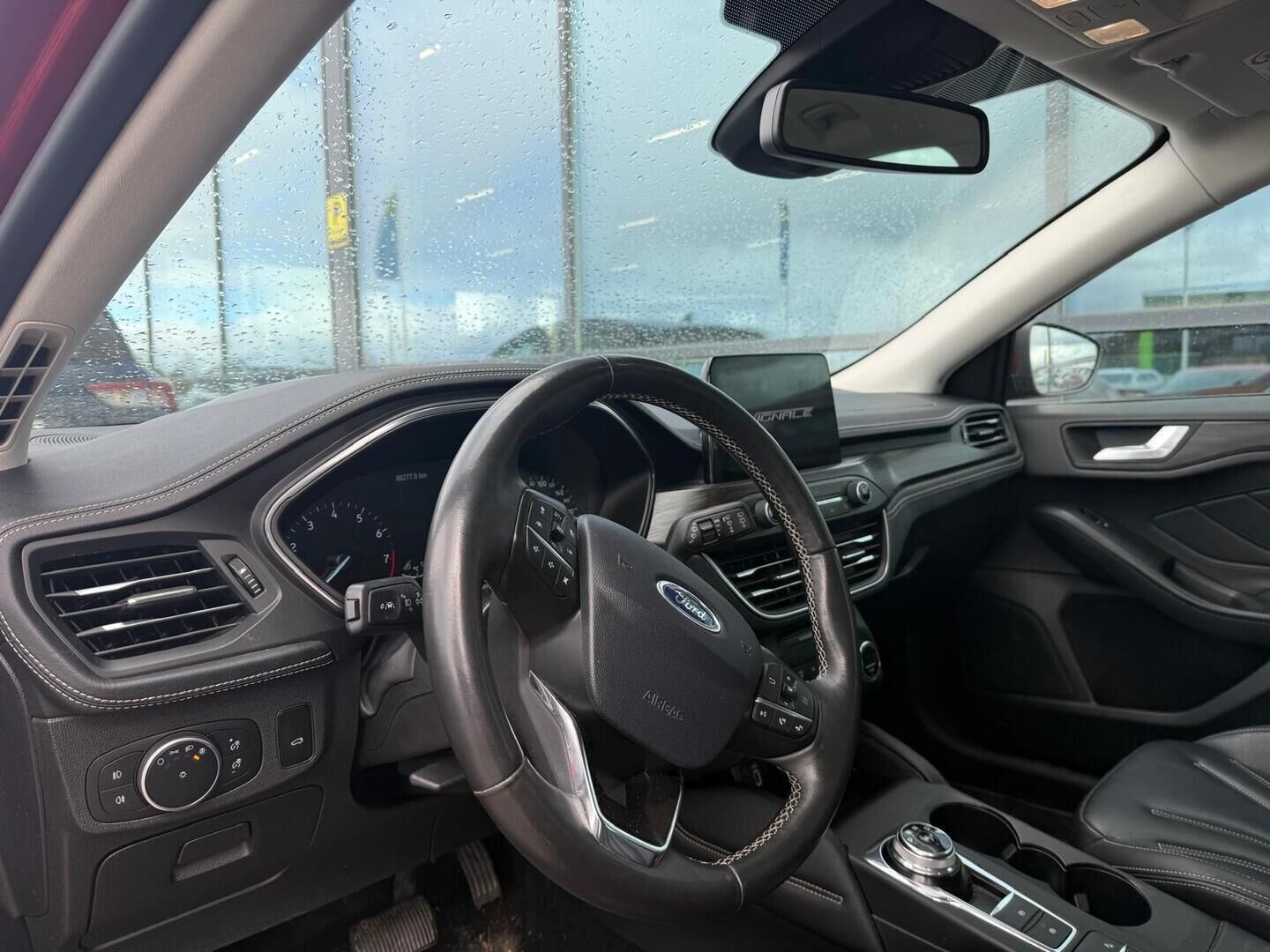 Ford Focus 2019 1,5 EcoBoost 150hv A8 Vignale Wagon *Webasto / Acc / Kamera / Nahkasisusta* - Auto matkalla myymälään! - HULLUT AVAJAISHULINAT KORKOTARJOUS 3,29 %