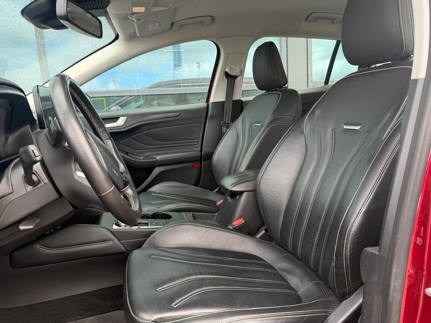 Ford Focus 2019 1,5 EcoBoost 150hv A8 Vignale Wagon *Webasto / Acc / Kamera / Nahkasisusta* - Auto matkalla myymälään! - HULLUT AVAJAISHULINAT KORKOTARJOUS 3,29 %