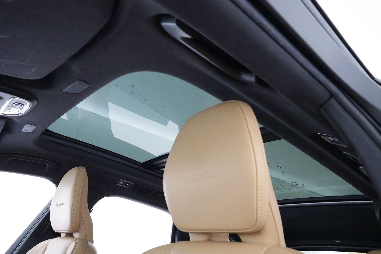 Volvo XC60 2019 D4 AWD Business Inscription aut * Pilot assist / Webasto / Koukku / Ilmastoidut muistipenkit / Panorama / Koukku / Full-LED / P.Kamera * - Suomi-auto / Kahdet Renkaat