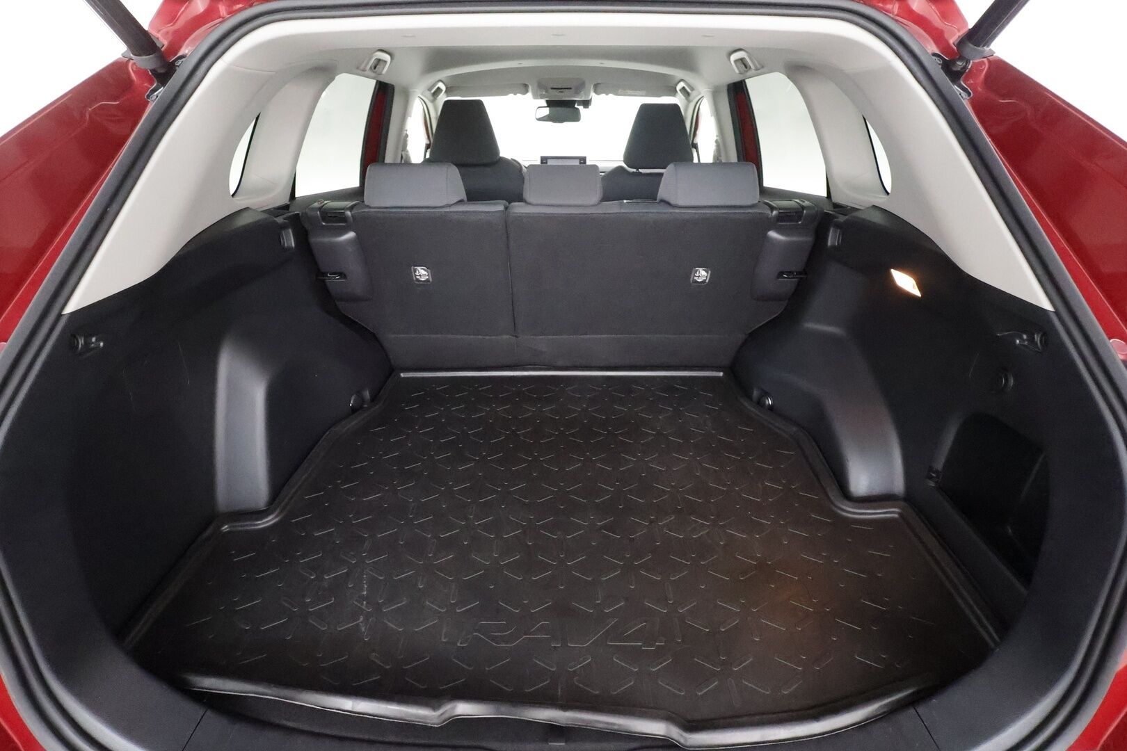 Toyota RAV4 2019 2,0 VVT-iE Active Multidrive S - | Koukku | ACC | LED | P.kamera | Navi | Kaistavahti | Keyless | Kahdet renkaat | Suomi-auto |
