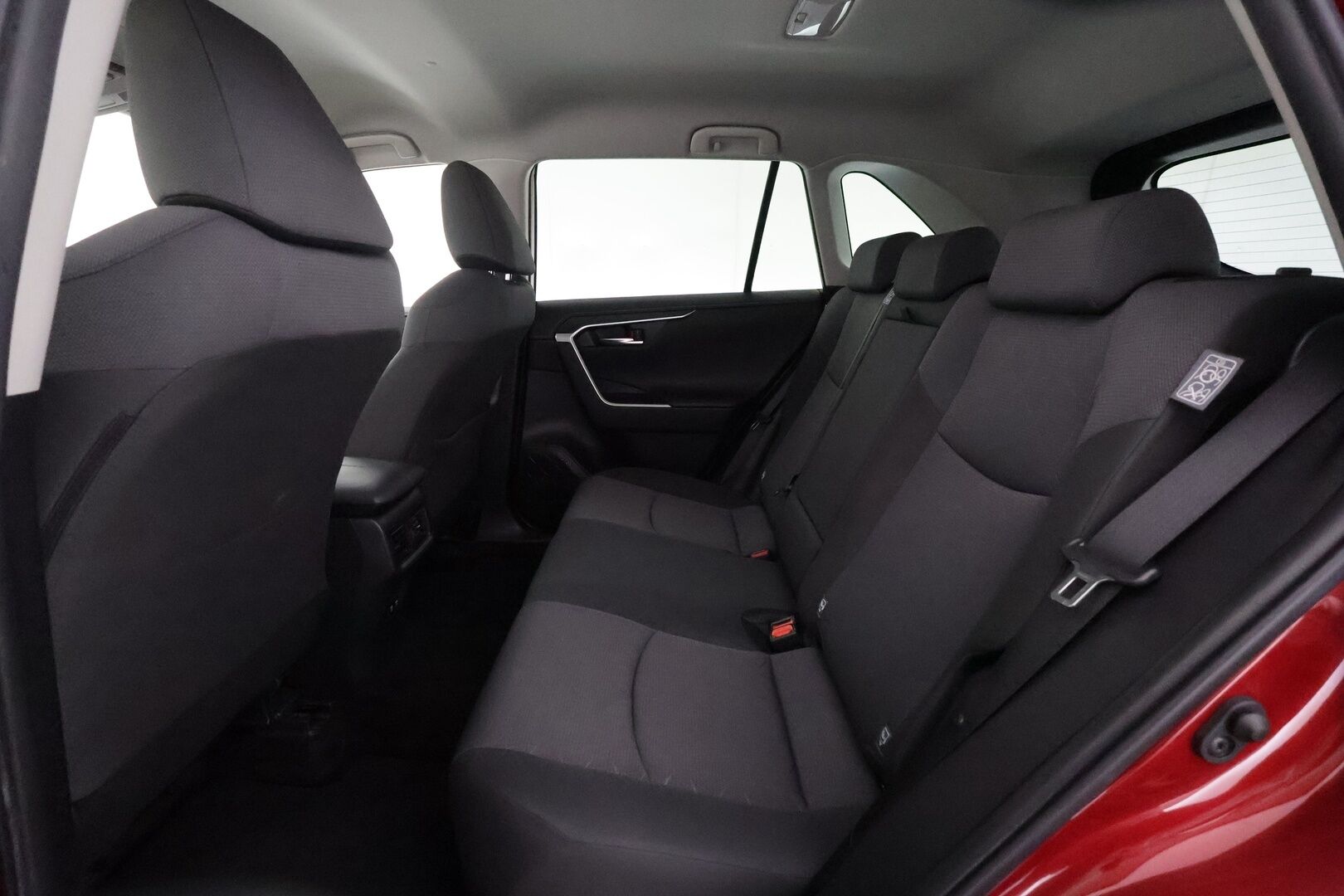 Toyota RAV4 2019 2,0 VVT-iE Active Multidrive S - | Koukku | ACC | LED | P.kamera | Navi | Kaistavahti | Keyless | Kahdet renkaat | Suomi-auto |