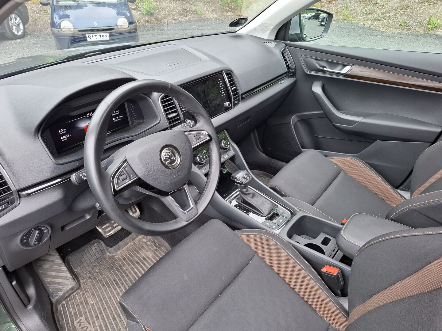 Skoda Karoq 2019 1,5 TSI 4x4 Scout Edition DSG Aut ** Webasto / Panorama / Koukku / Adapt.vakkari / TULOSSA
