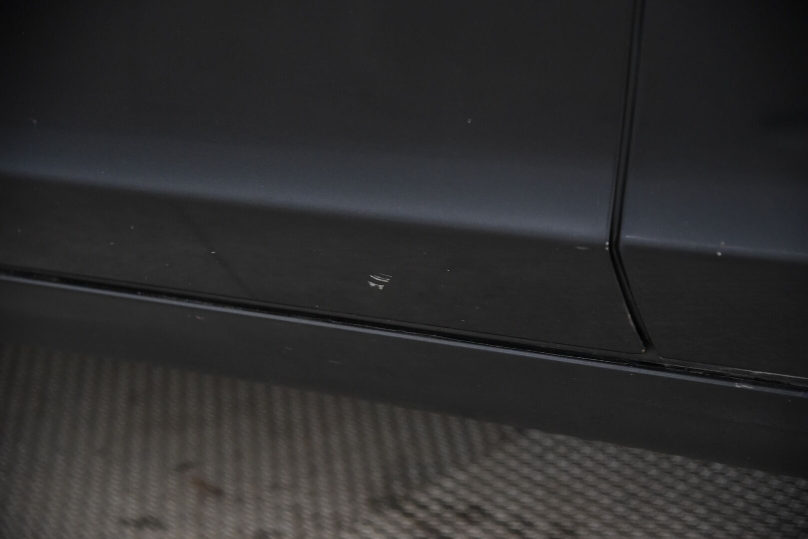 Volvo V60 2011 V60 Farmari 2,4 (AC) D5 Summum aut / Adapt. vak / Vetokoukku / Muistipenkki / YritysOutlet - Myydään vain yrityksille - HUIPPUVARUSTELTU HUIPPUHINTAAN!  Tämä auto myydään YritysOutlet -valikoimasta vain yritykselle