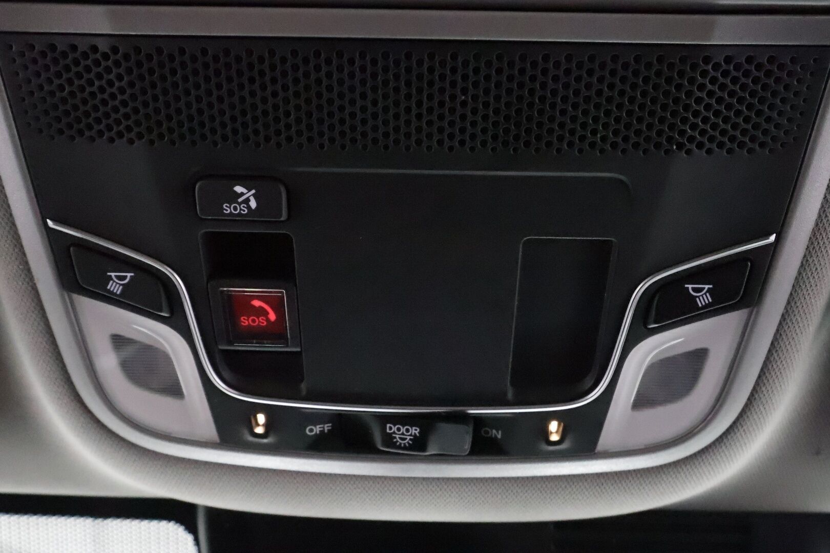 Honda CR-V 2019 Hybrid Elegance AWD AT *ACC / Kamera / KeylessGo / LED / Navi / Apple&Android* - KATSO KAMPANJAHINTA! / Suomi-auto / Kahdet OEM Vanteet / Fiksusti huollettu