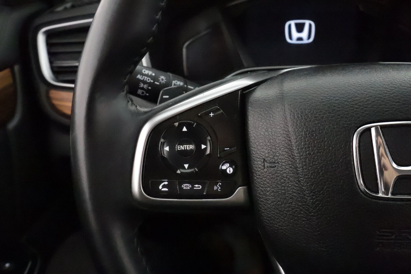 Honda CR-V 2019 Hybrid Elegance AWD AT *ACC / Kamera / KeylessGo / LED / Navi / Apple&Android* - KATSO KAMPANJAHINTA! / Suomi-auto / Kahdet OEM Vanteet / Fiksusti huollettu